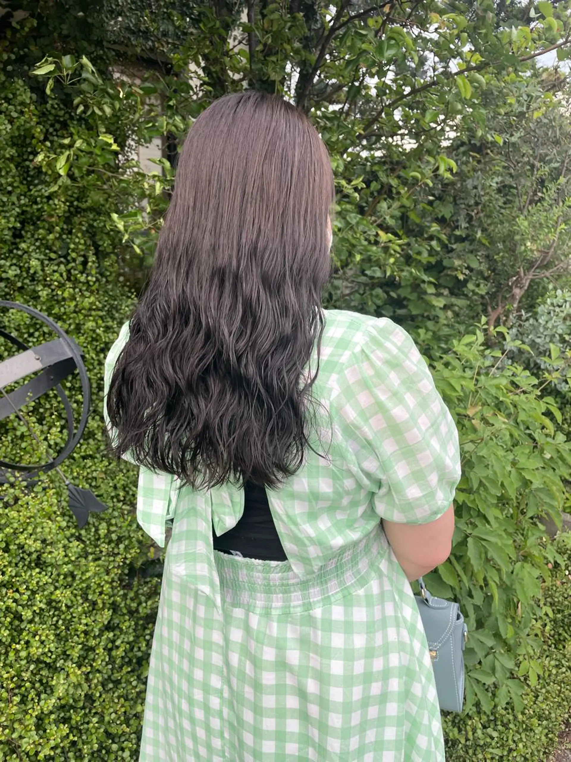 ロング カラー アッシュ アッシュグレー アッシュグレージュ グレージュ ヘアカラー トリートメント アオキ リノのヘアスタイル