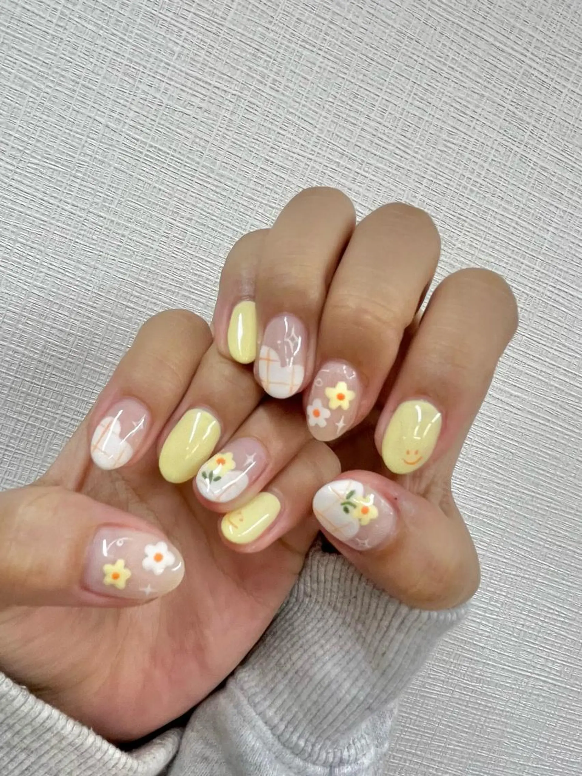 ネイル ハンドネイル フットネイル Nailsalon Fave/Rinaのネイルデザイン