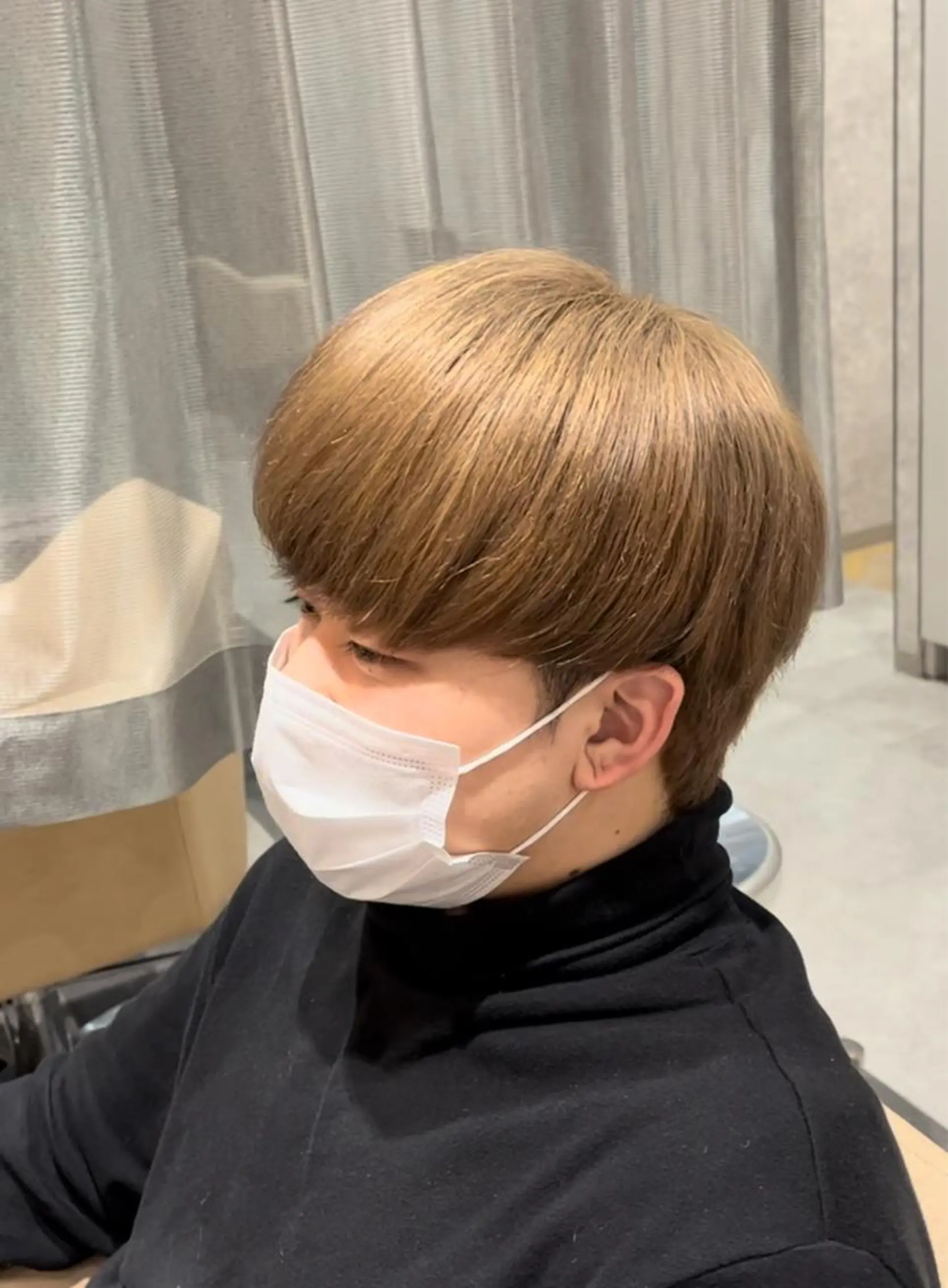 カラー メンズ メンズブリーチ ベージュカラー ブリーチ ミルクティーベージュ カット ヘアカラー トリートメント Labimani   ラビマーニ所属・西林麗雄12月 空きあります！のヘアスタイル