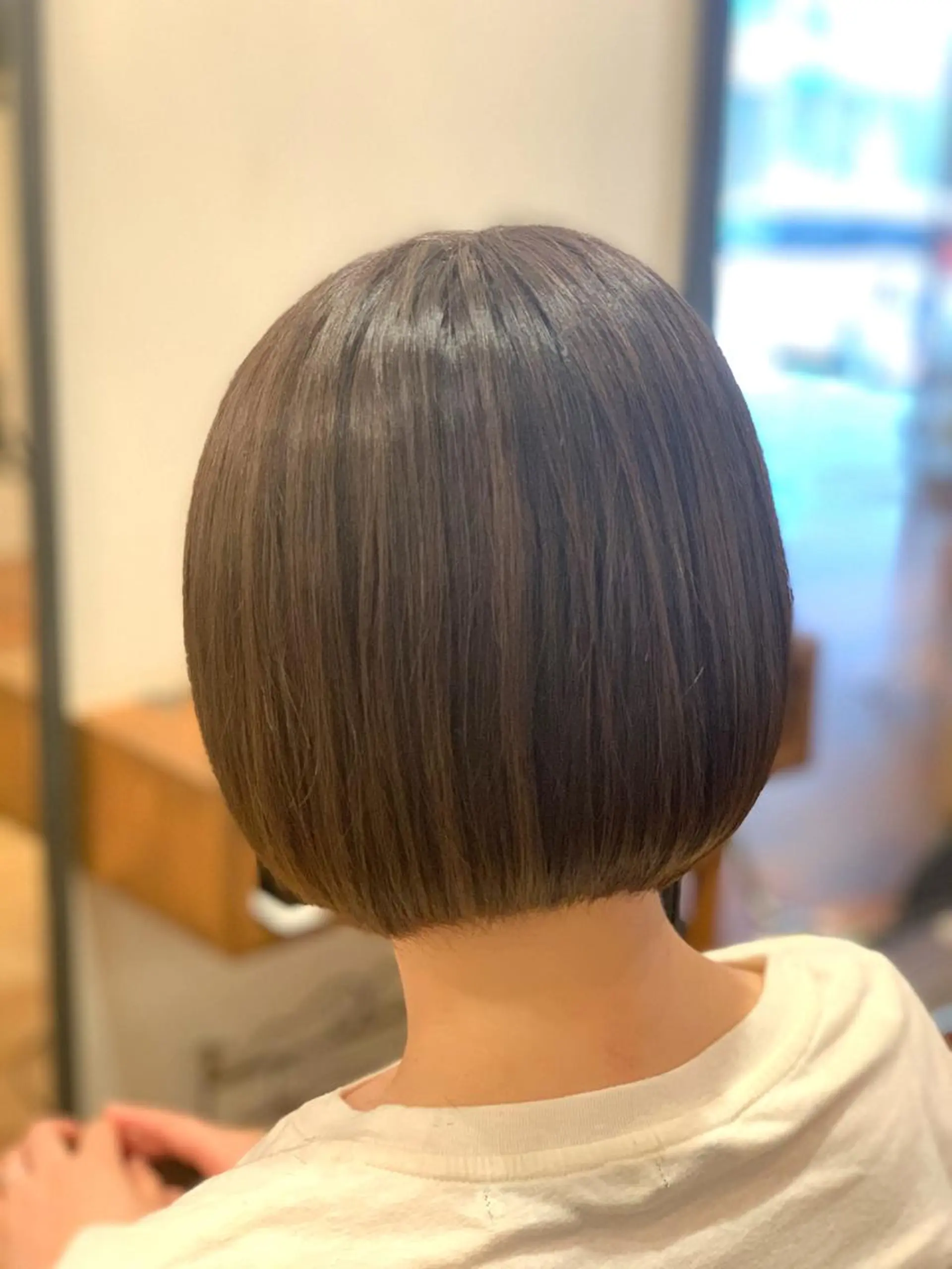 ショート ボブレイヤー ボブ レイヤーカット ヘアカラー トリートメント 青木 大輔のヘアスタイル