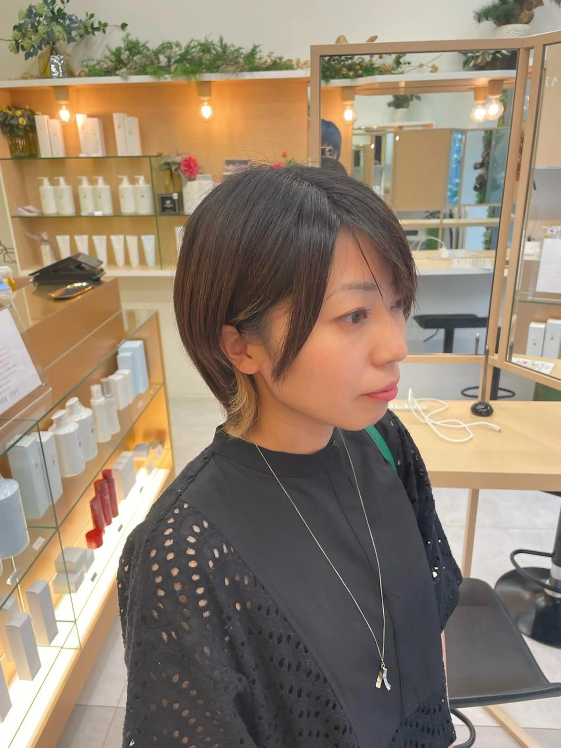 ショート カラー ヘアアレンジ 8HAIR / MAYUのヘアスタイル