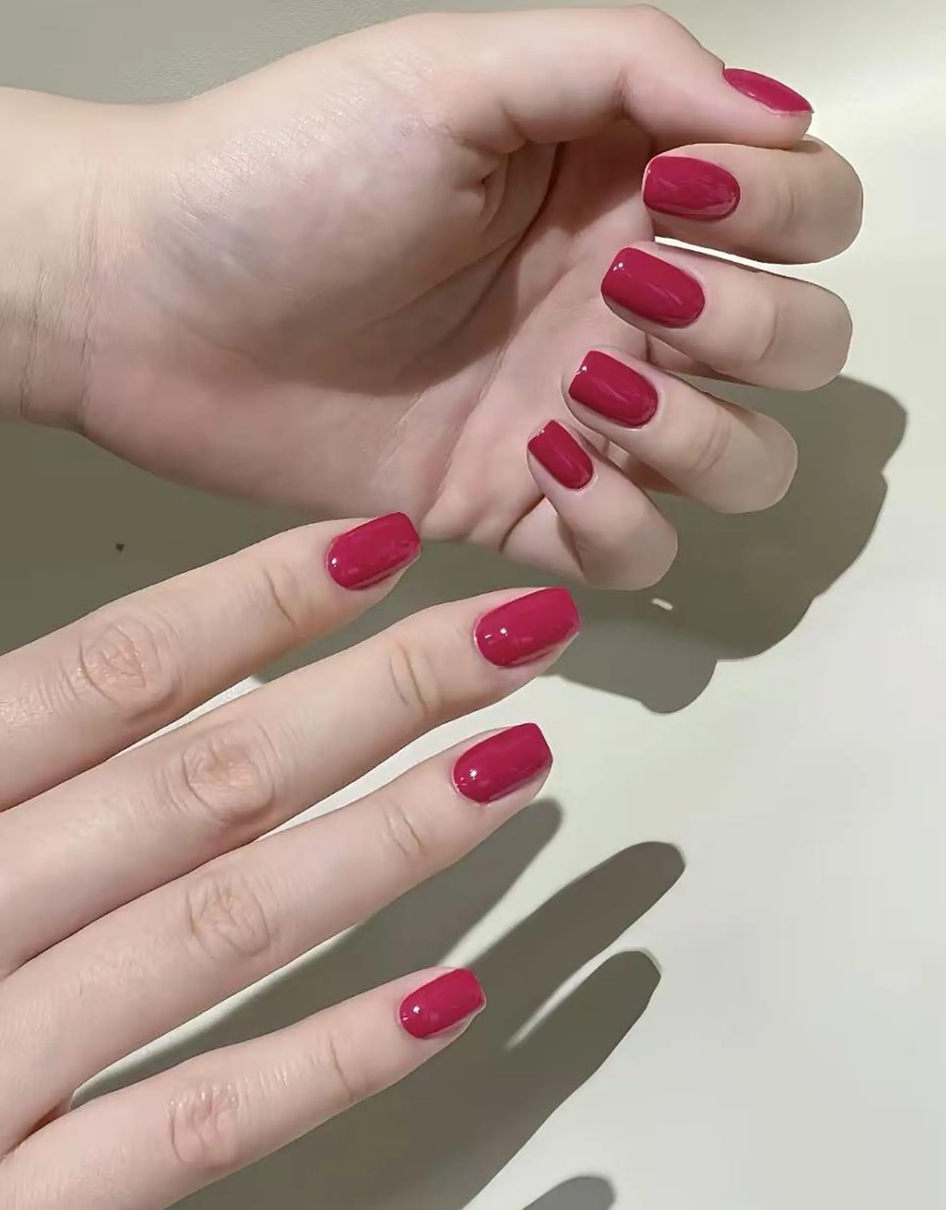 ネイル ワンカラーネイル ハンドネイル 金子 紗奈のネイルデザイン