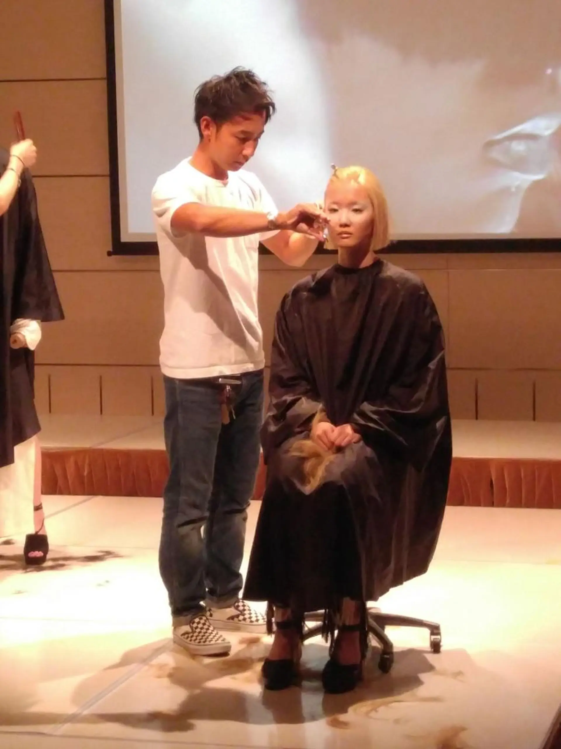 ミディアム カラー パーマ ヘアアレンジ 大西 直人のヘアスタイル