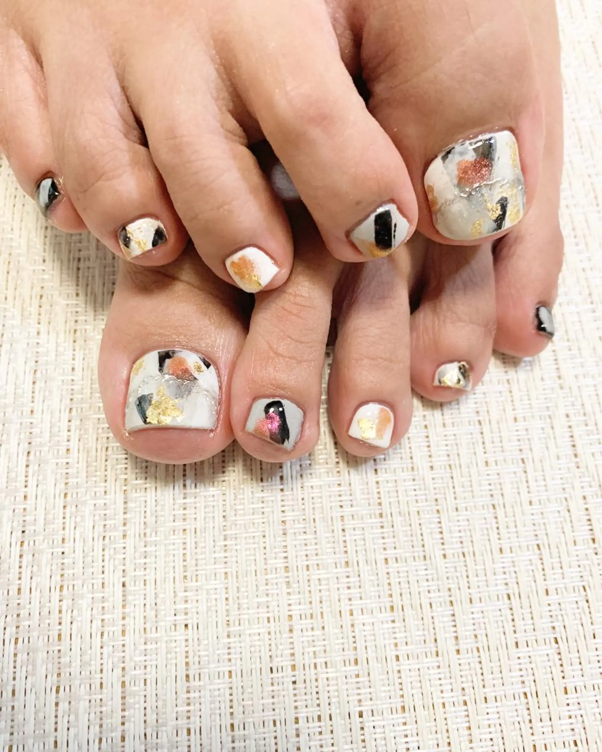 ネイル ハンドネイル フットネイル Adite nailのネイルデザイン