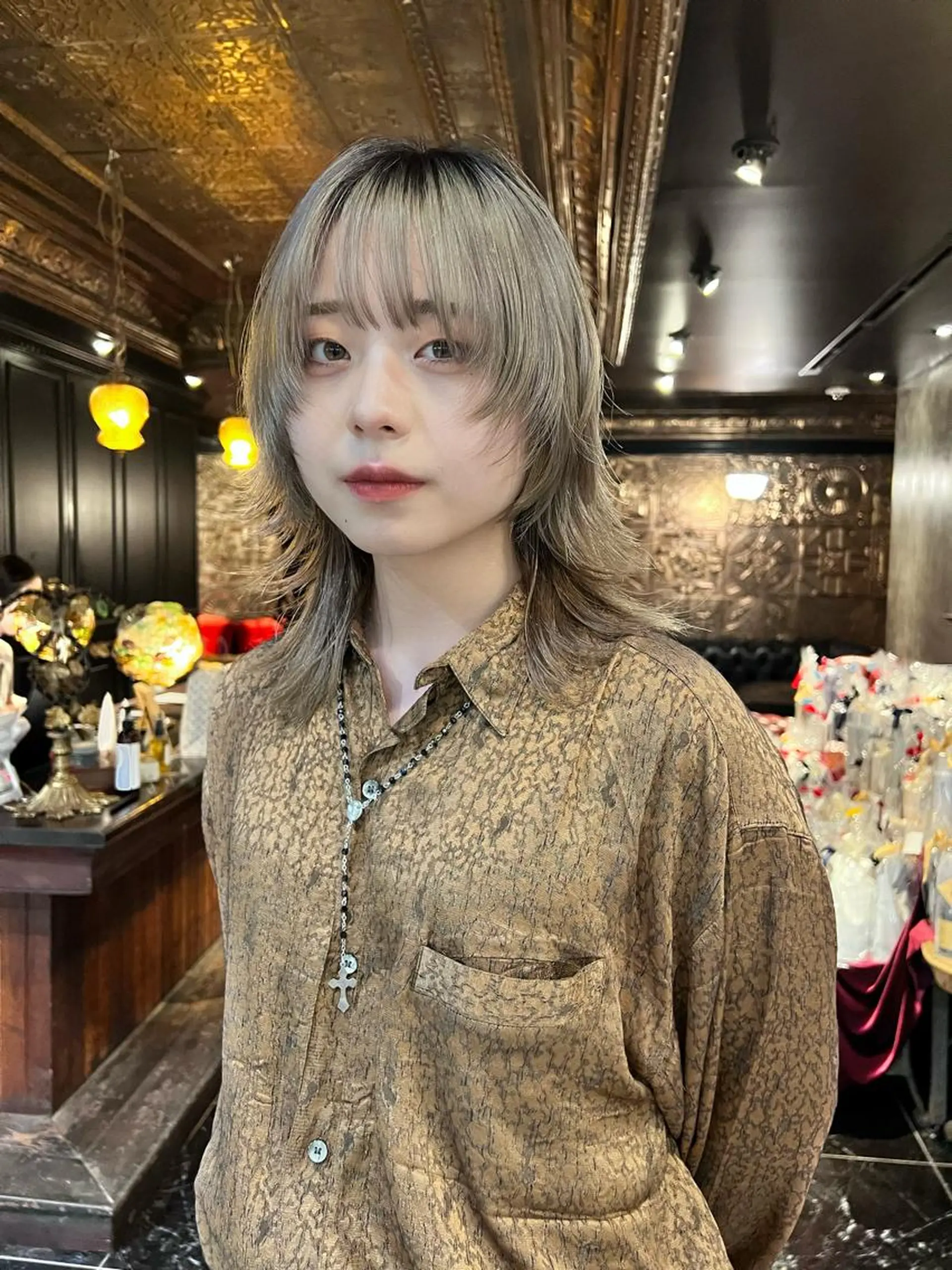 セミロング カラー haco＋所属・圧倒的デザイン力 店長🎨RENAのヘアスタイル