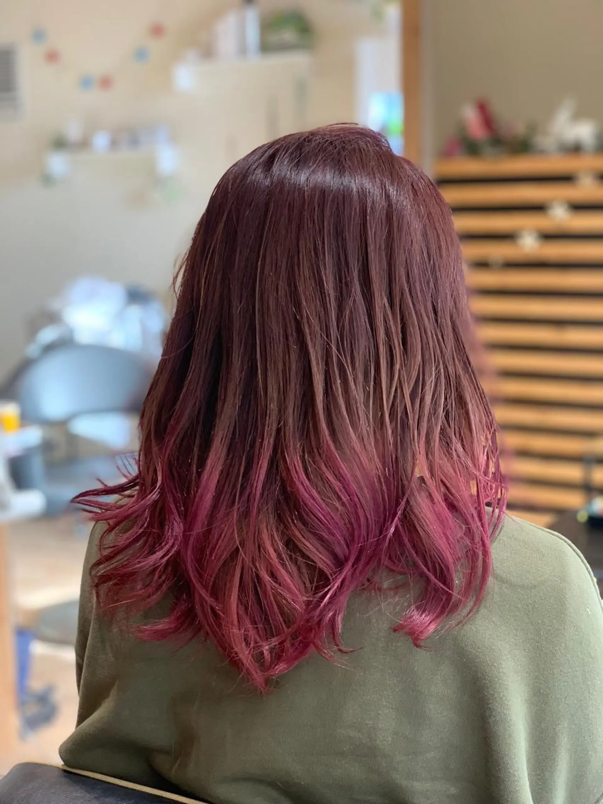 セミロング カラー 関口 友行のヘアスタイル