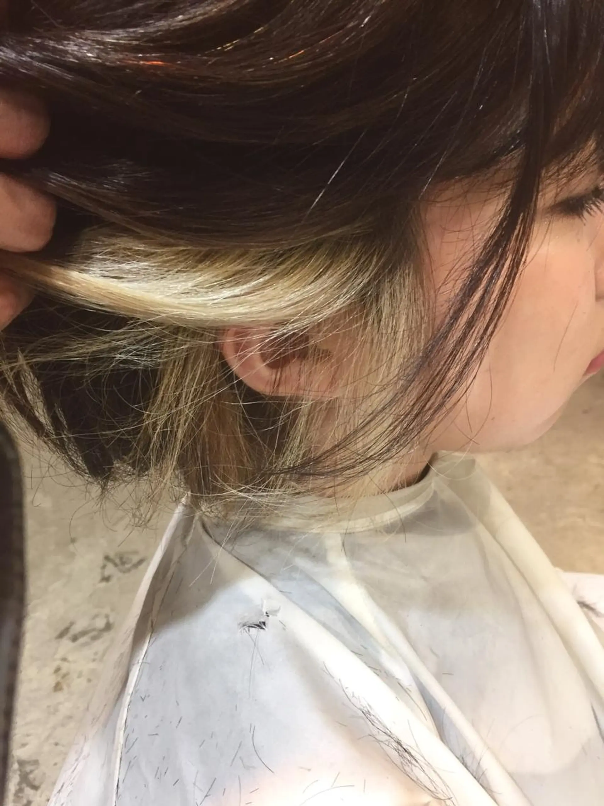 ショート カラー ブロンド 竹嶌 健吾のヘアスタイル