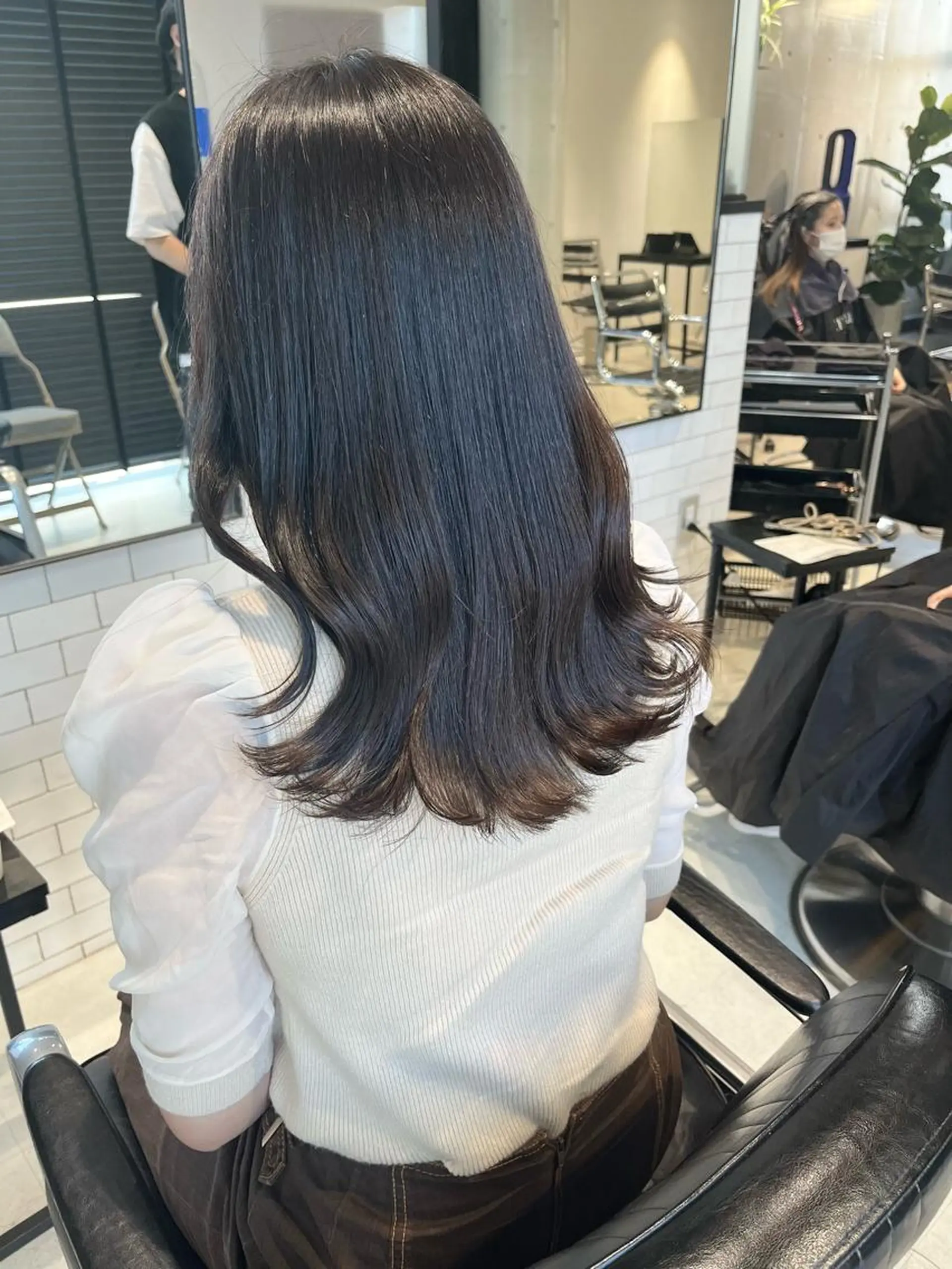 セミロング カラー カット ヘアカラー トリートメント ヘッドスパ 透明感/オリーブ/ グレージュ/YUKAのヘアスタイル