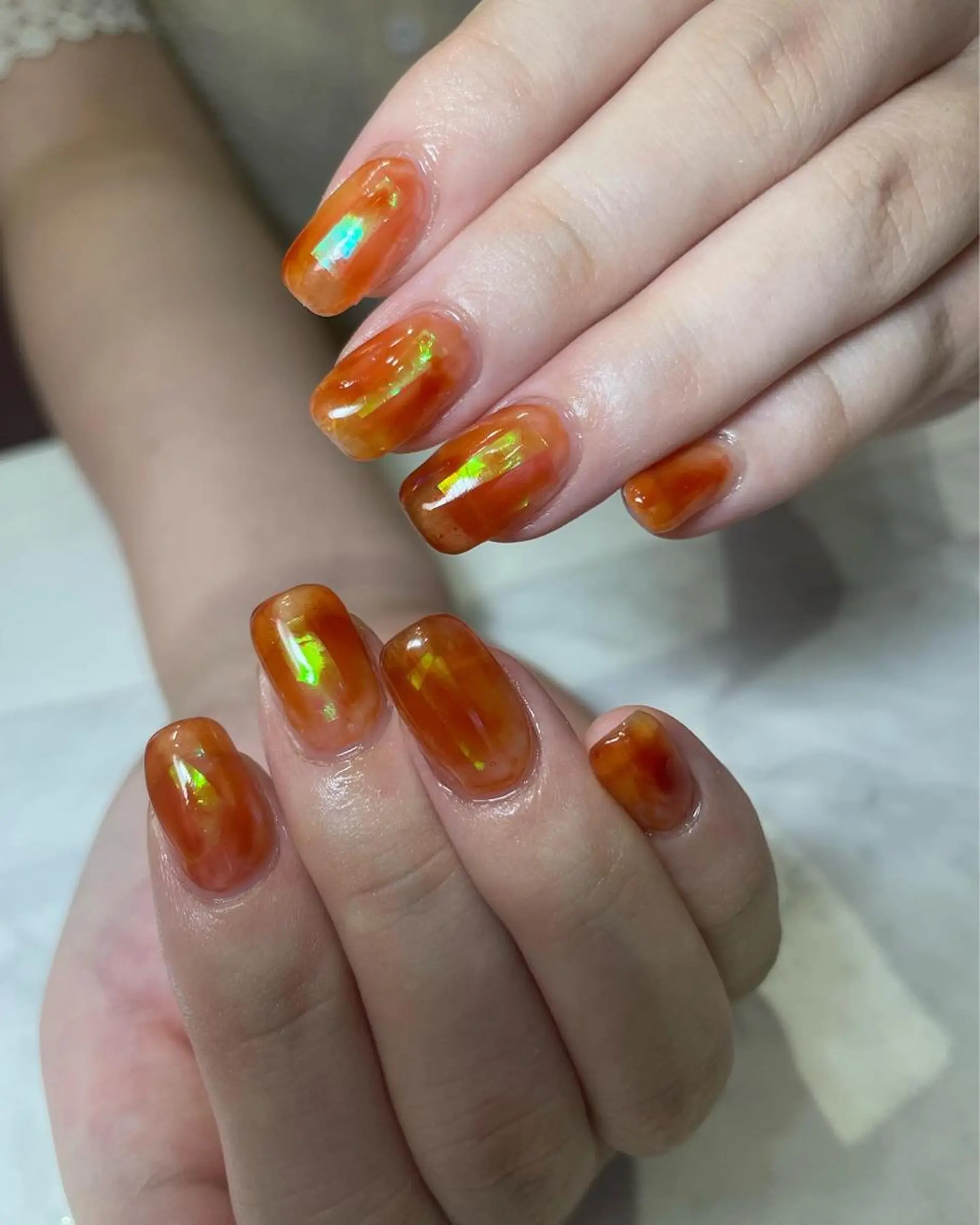 ミディアム ネイル ニュアンスネイル ハンドネイル ネイルサロン Sweetのネイルデザイン