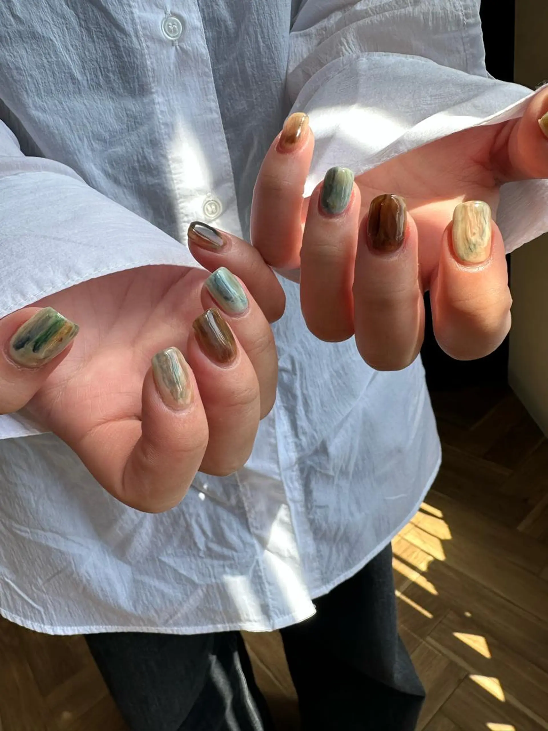 ネイル ハンドネイル private nail salon &sumika所属・三輪 絢香のネイルデザイン