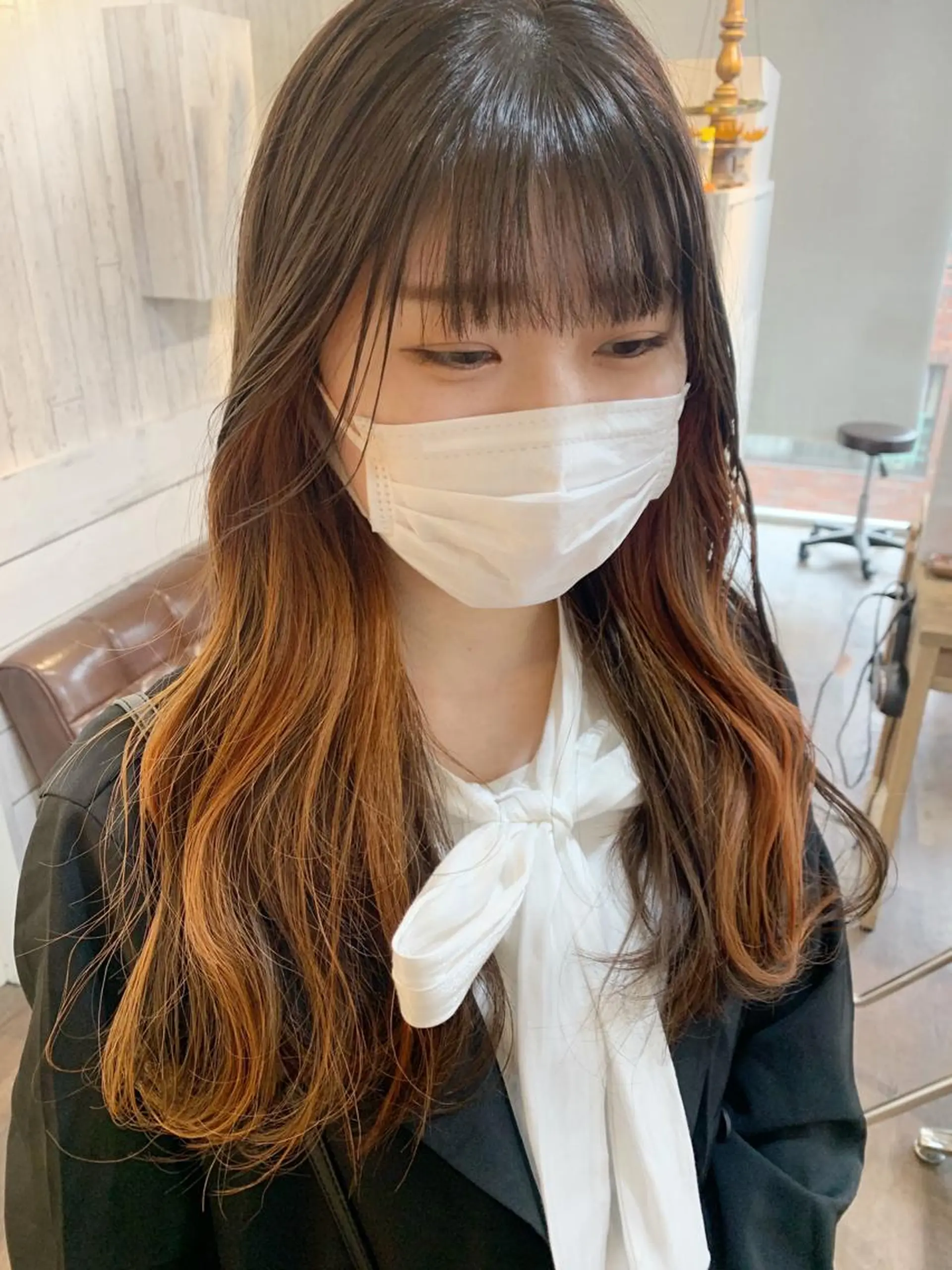 ロング カラー ダブルカラー イヤリングカラー ハイライトカラー イルミナカラー インナーカラー 🔆学生に人気🔆 AEQUITASのヘアスタイル