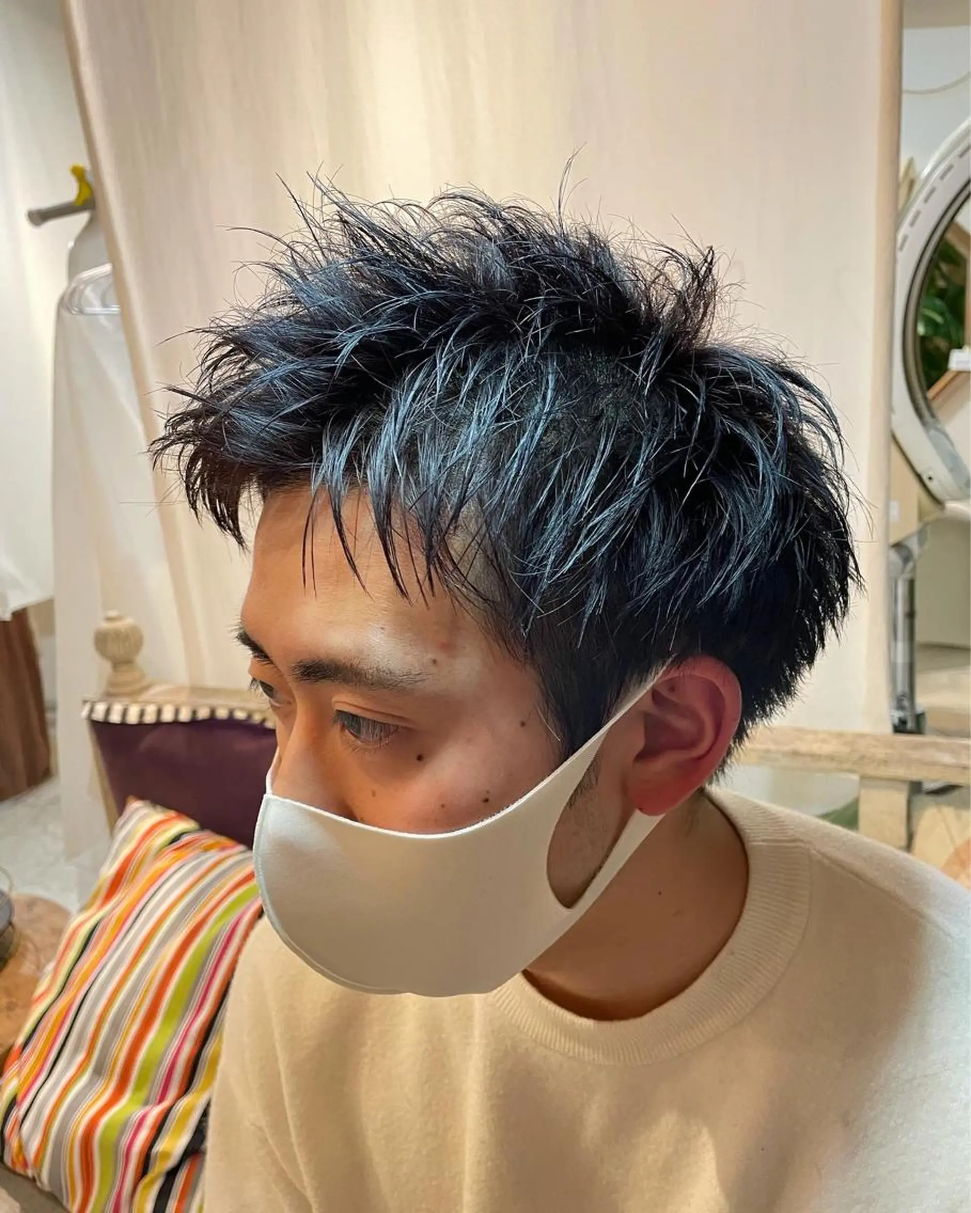 カラー シルバー HAIR CALM 鹿島田店所属・✄‬齋藤 なな✄のヘアスタイル