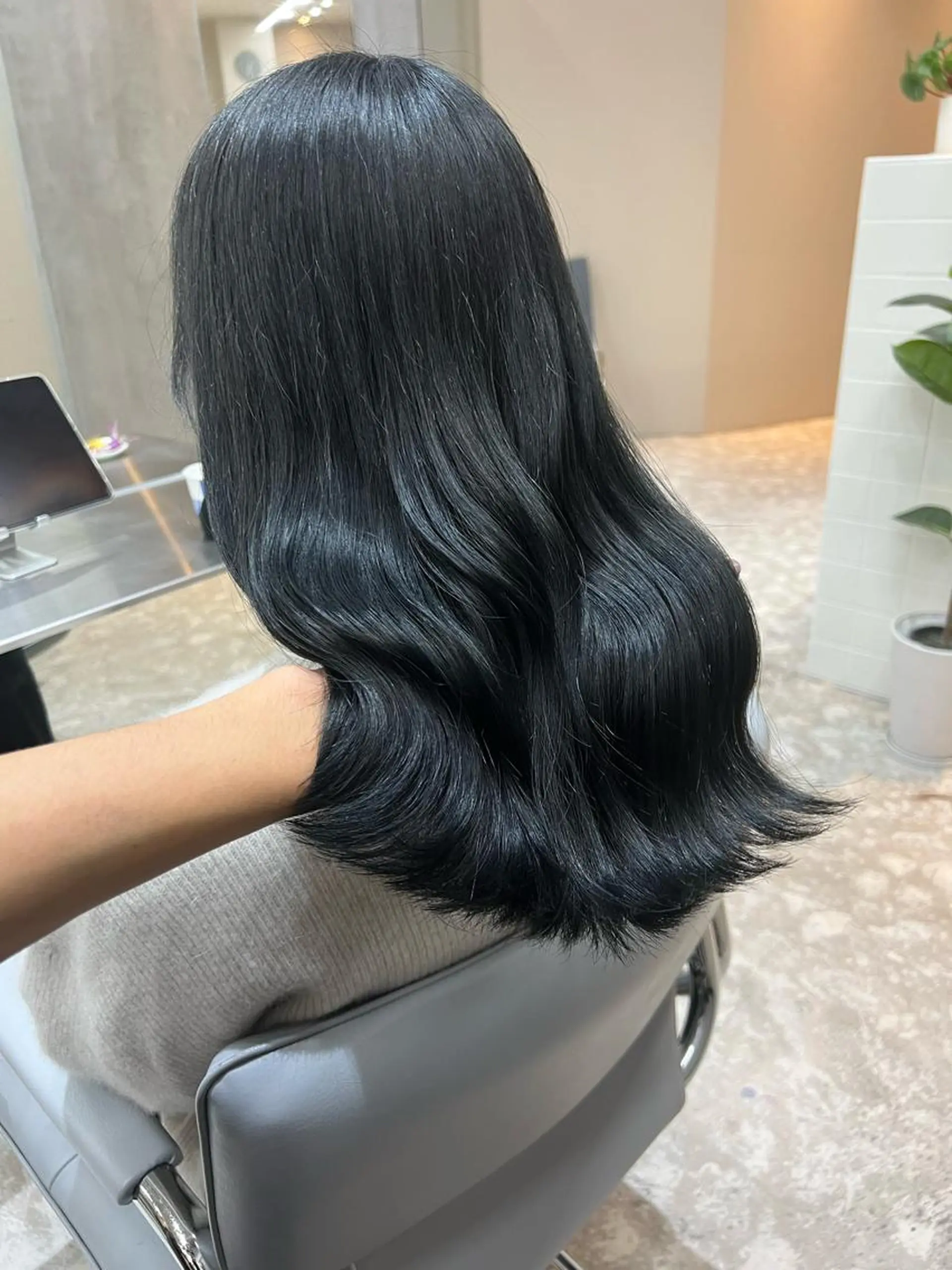 ミディアム ハイライト 髪質改善 レイヤーカット トリートメント ヘアカラー トリートメント ヘアセット 艶カラー💎 髪質改善🎈アトワのヘアスタイル