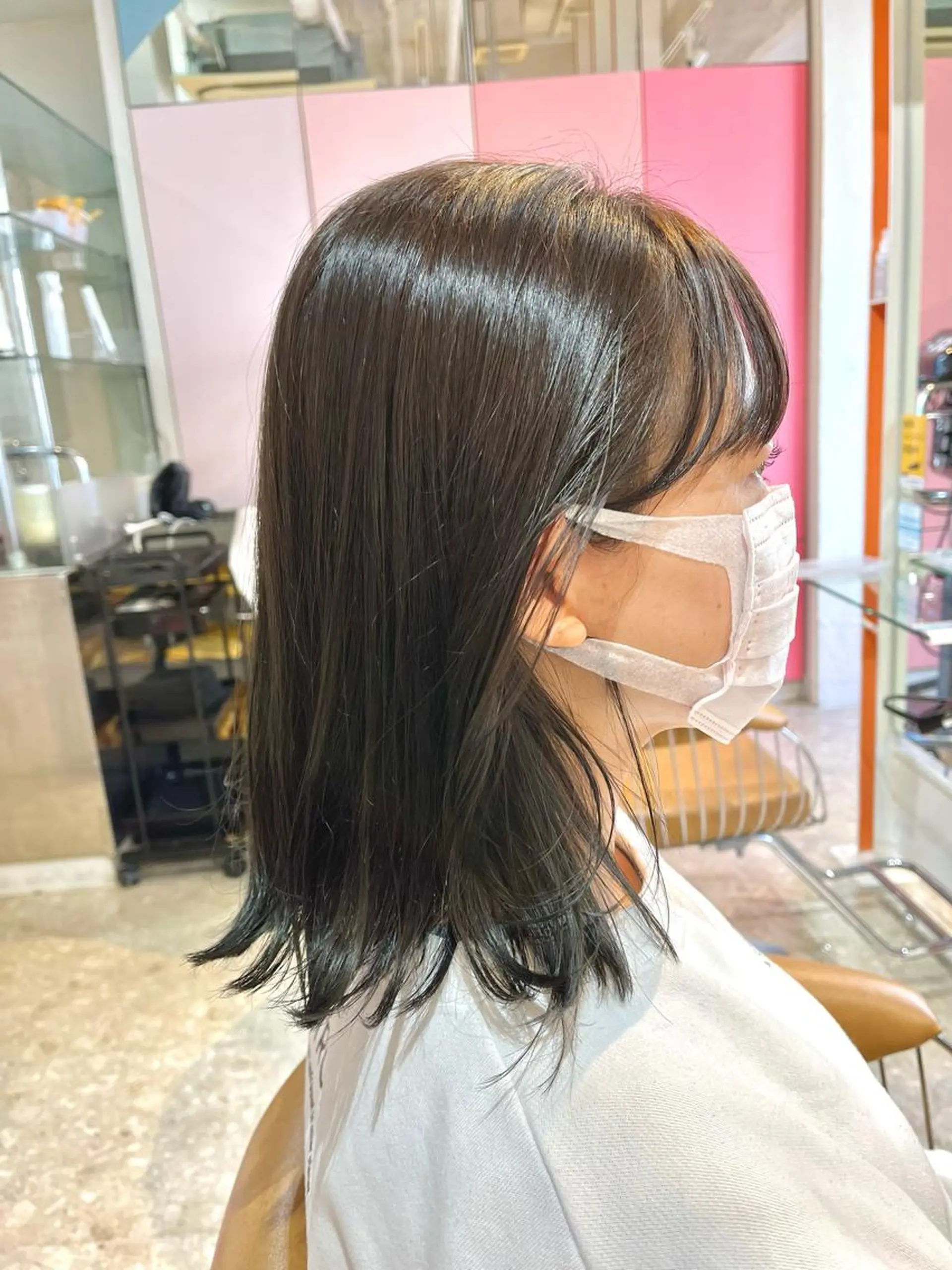 ミディアム カラー トリートメント カット ヘアカラー うしだ かおるのヘアスタイル