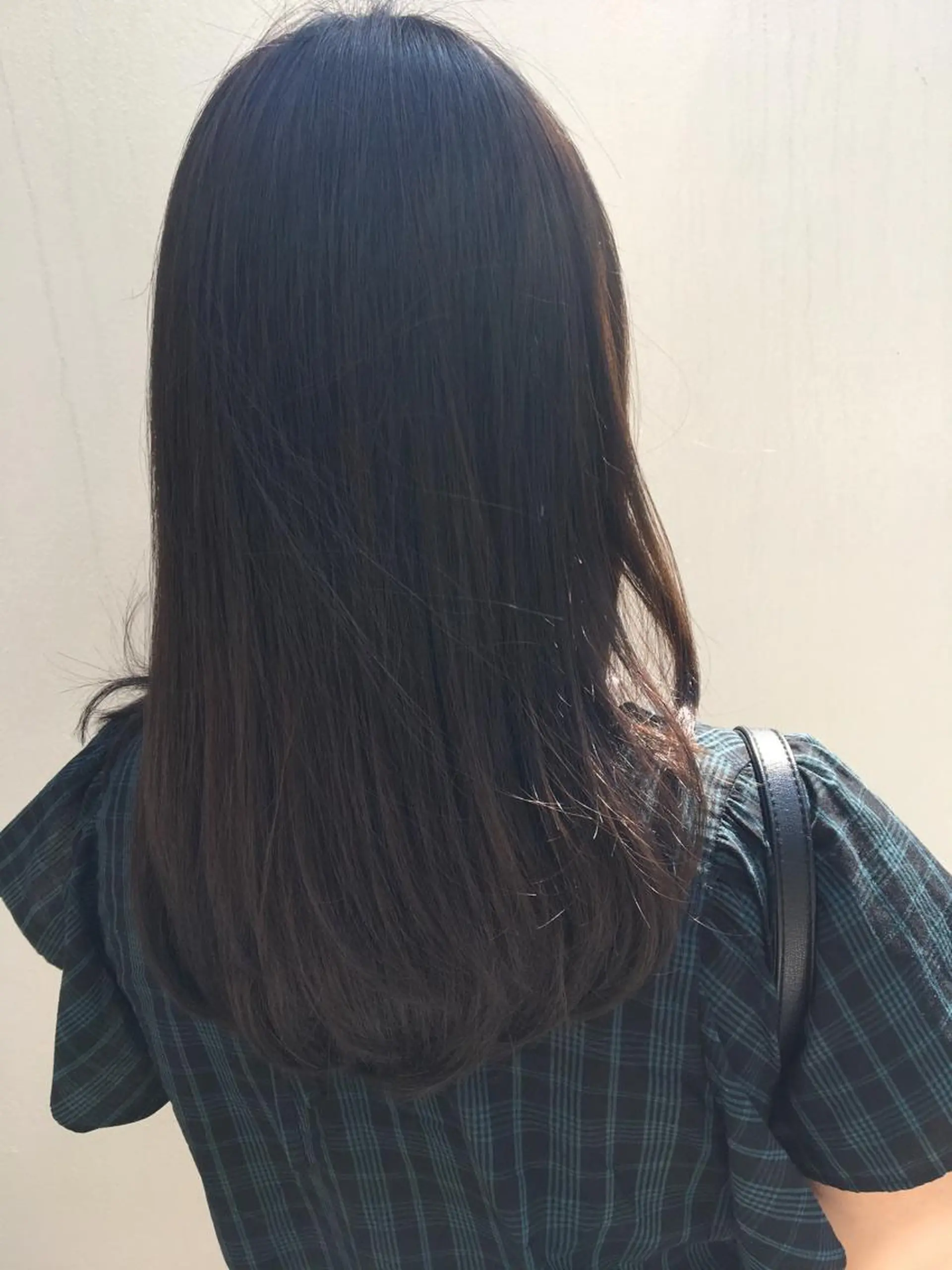 ロング カラー THE DAY所属・AKI HASHIMOTOのヘアスタイル