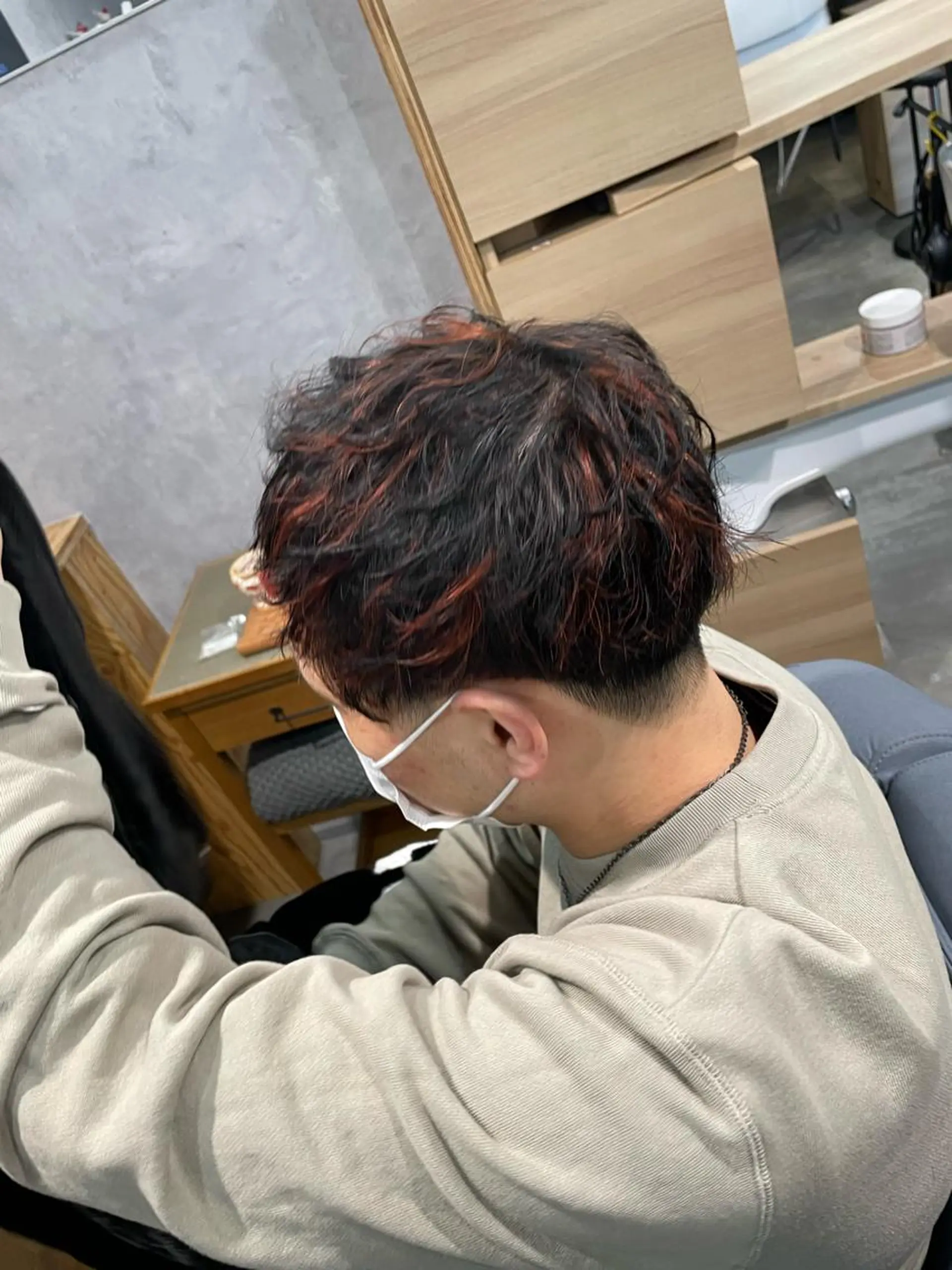 ショート カラー メンズ 黒岩 梨沙のヘアスタイル