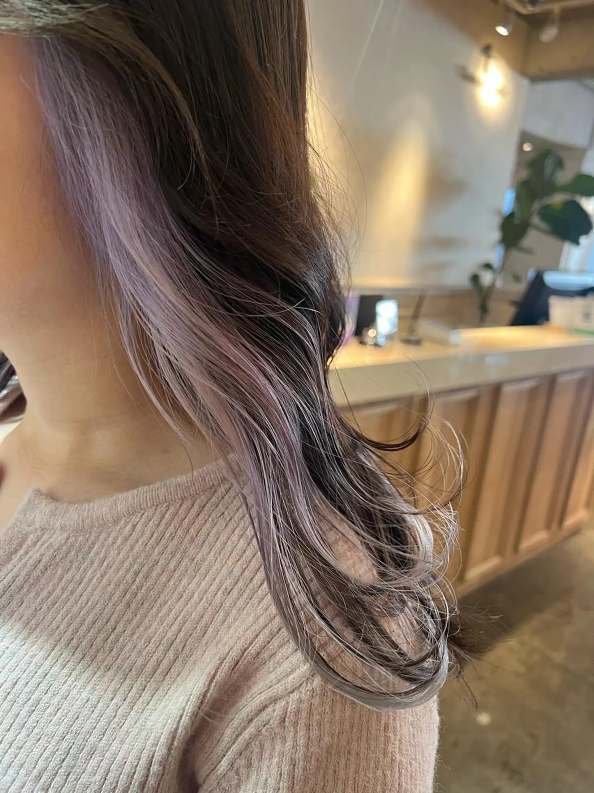 ロング カラー ブリーチ イヤリングカラー カット ヘアカラー トリートメント ハイライト/インナー /ブリーチ/レイヤーのヘアスタイル