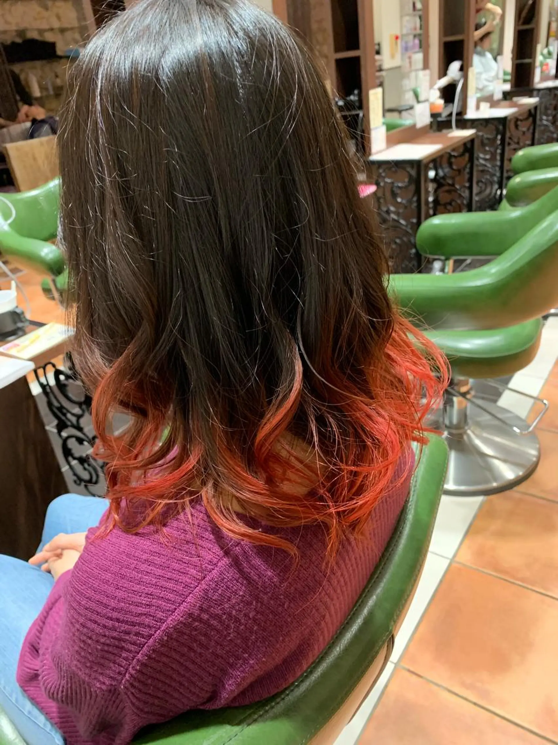 ミディアム カラーリスト菅澤 岳のヘアスタイル