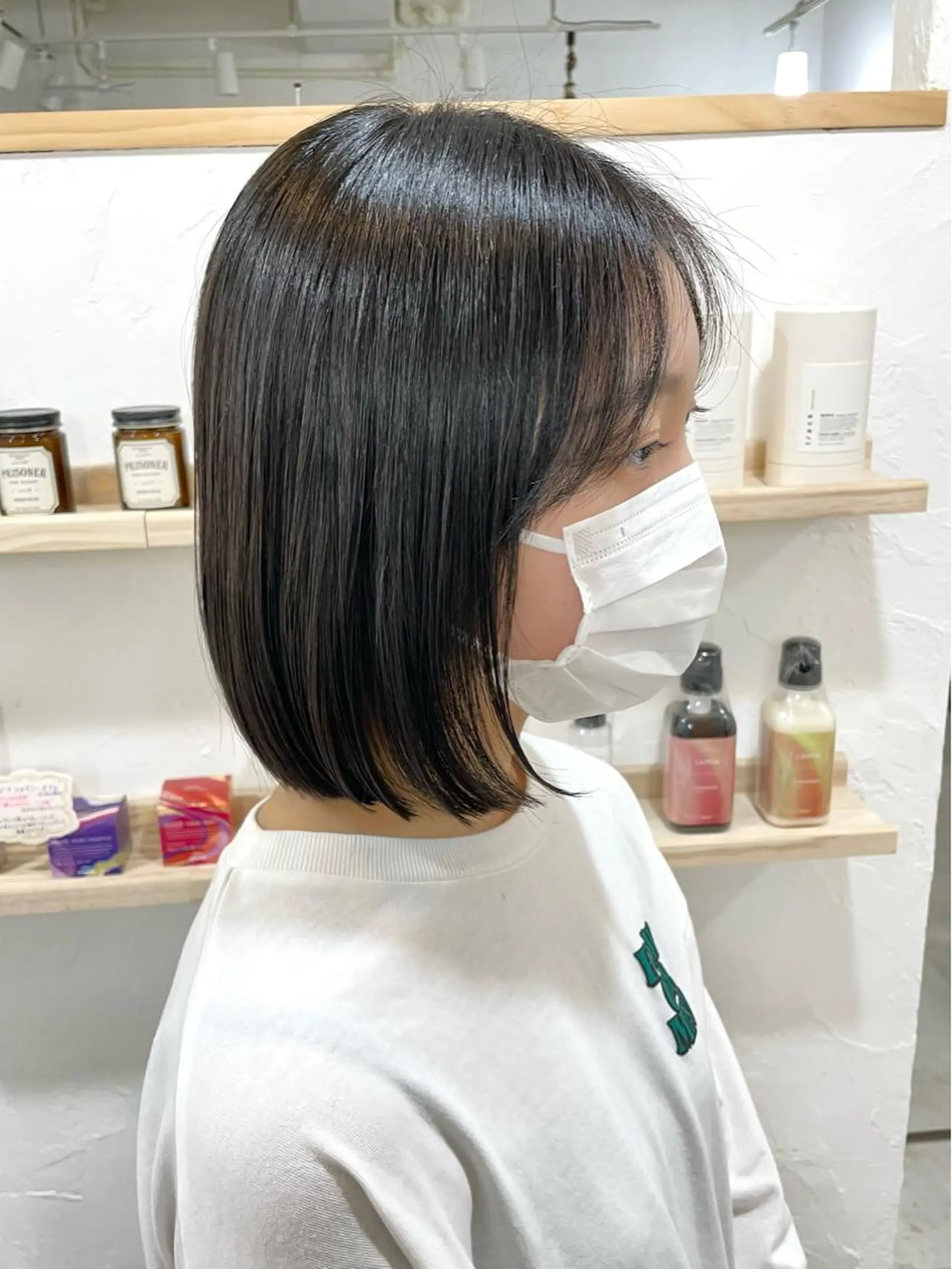 ミディアム ミディアムパーマ ボブ ウルフカット カット 縮毛矯正 トリートメント 銀座No.1髪質改善 縮毛矯正/本木のヘアスタイル