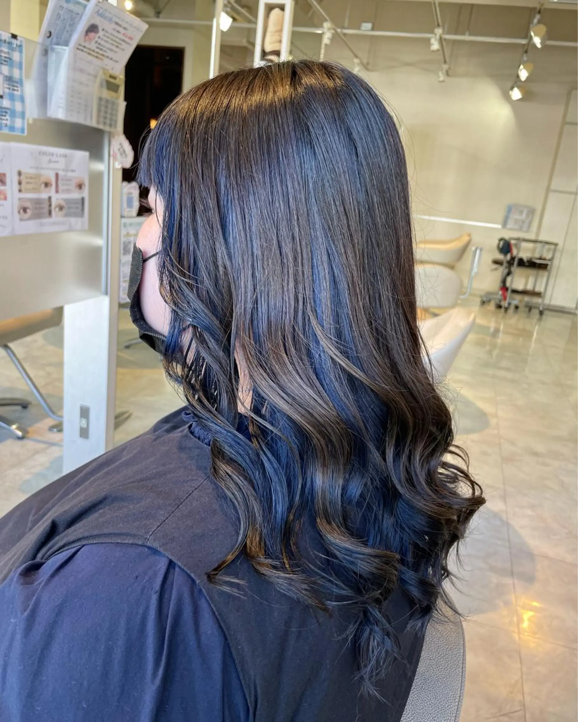 カラー ブルーカラー インナーカラー カット ヘアカラー 本田 卓也のヘアスタイル