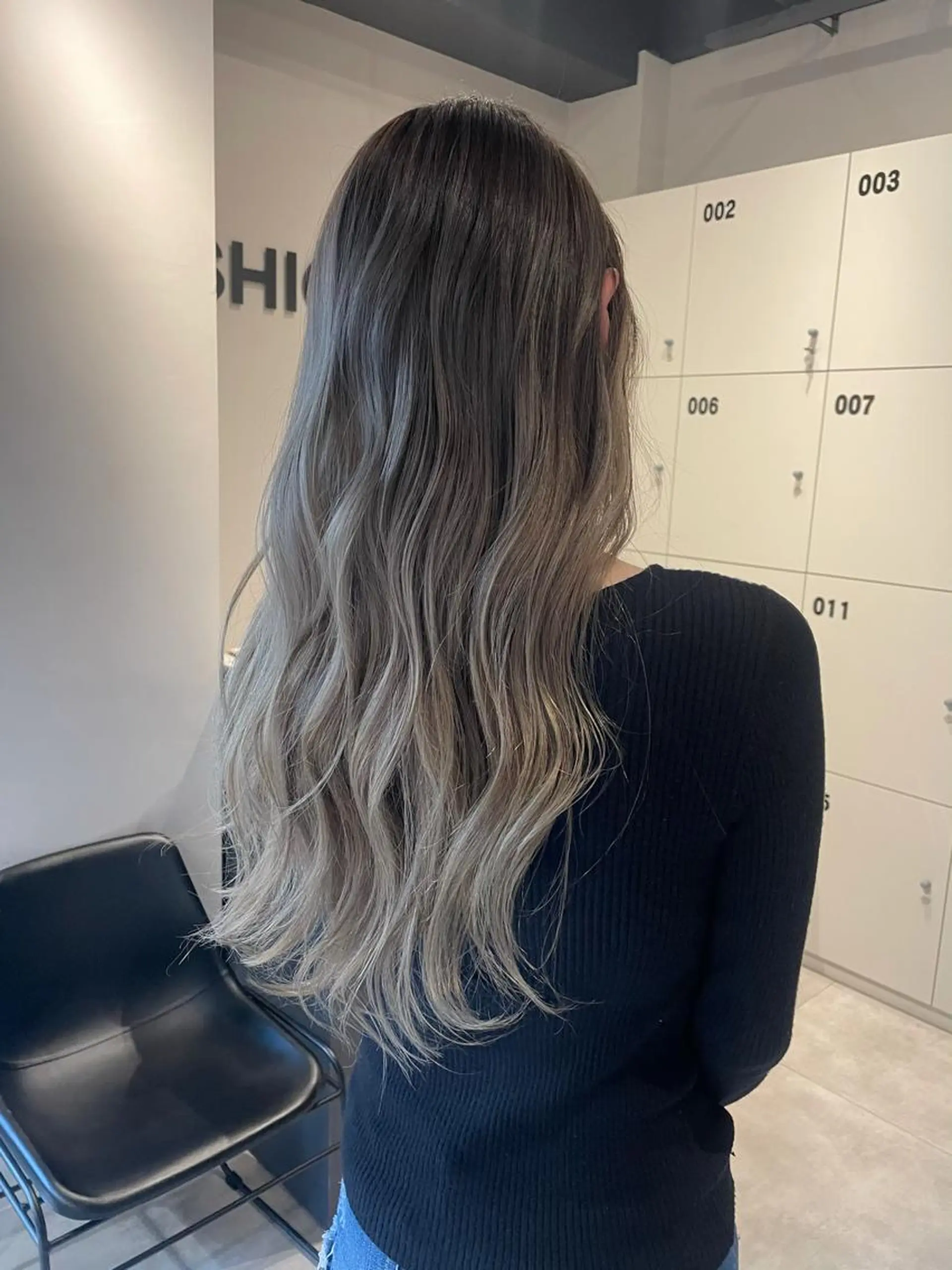 セミロング カラー ブリーチ👩‍🦳/ ‪✂︎MANAMIのヘアスタイル