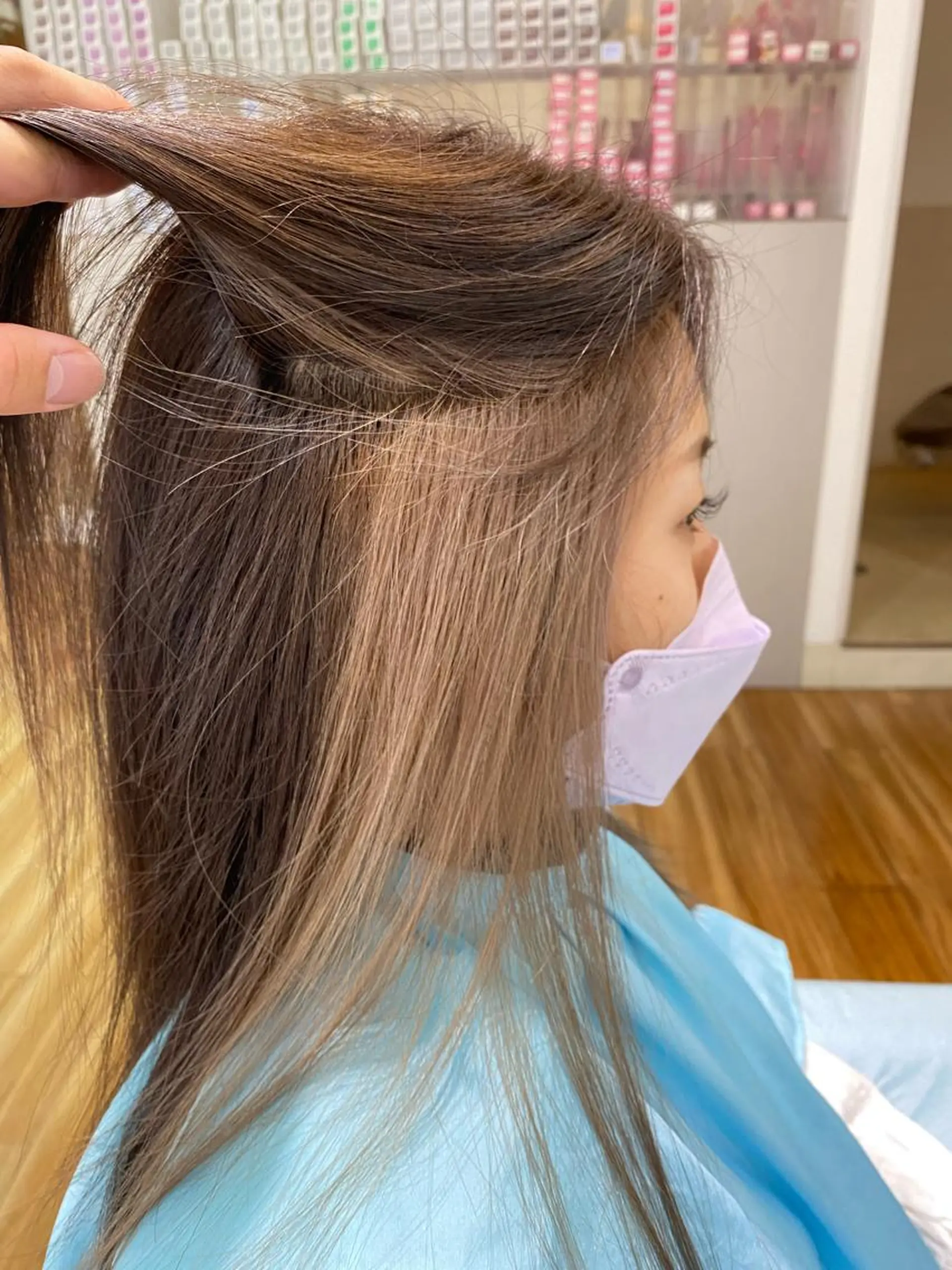 カラー ベージュカラー インナーカラー ミルクティーベージュ DOI   HAIR MAKE MODE所属・土井 祐之介のヘアスタイル