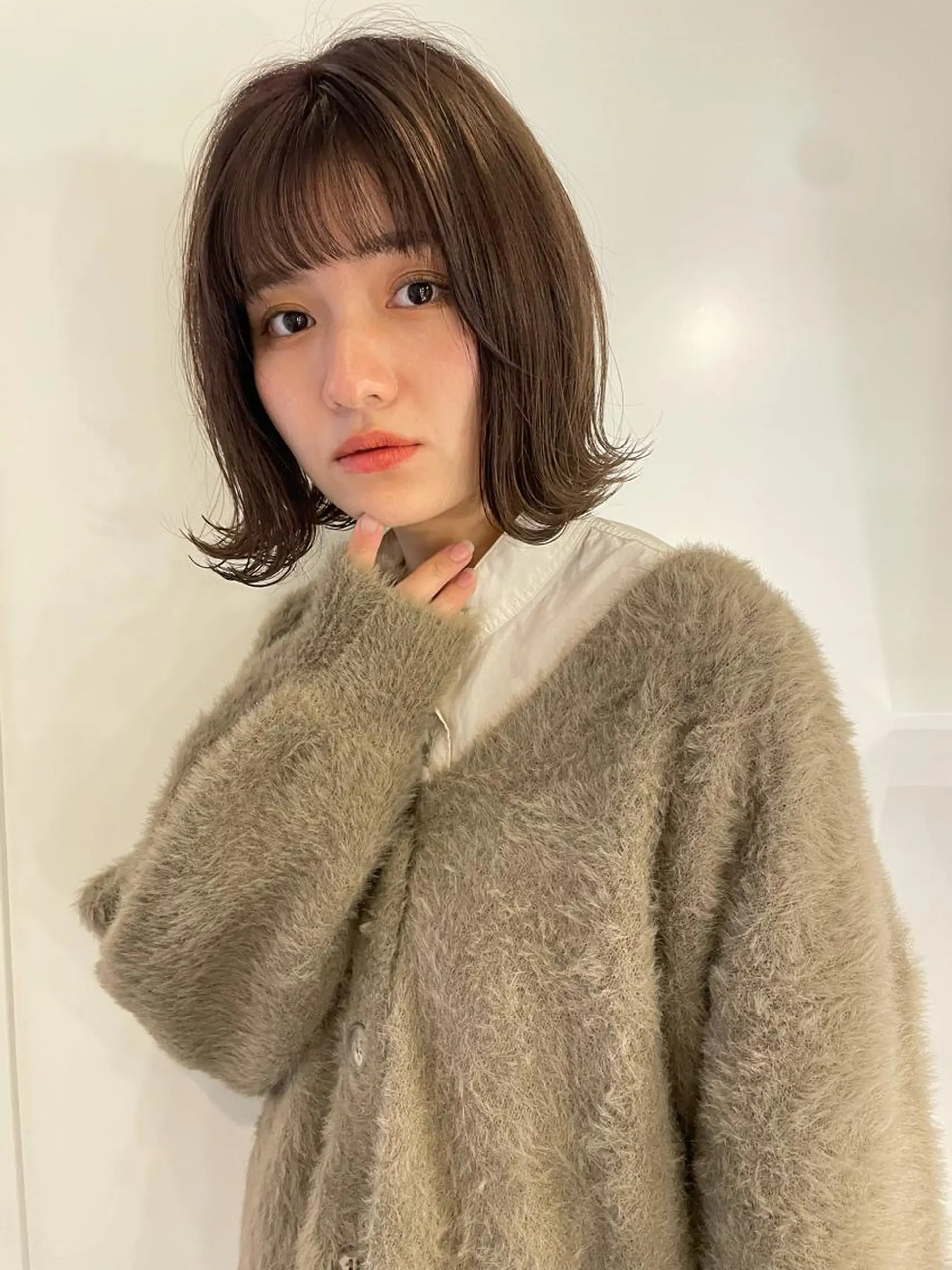 ミディアム 白髪ぼかしモデル募集 今村理央奈のヘアスタイル