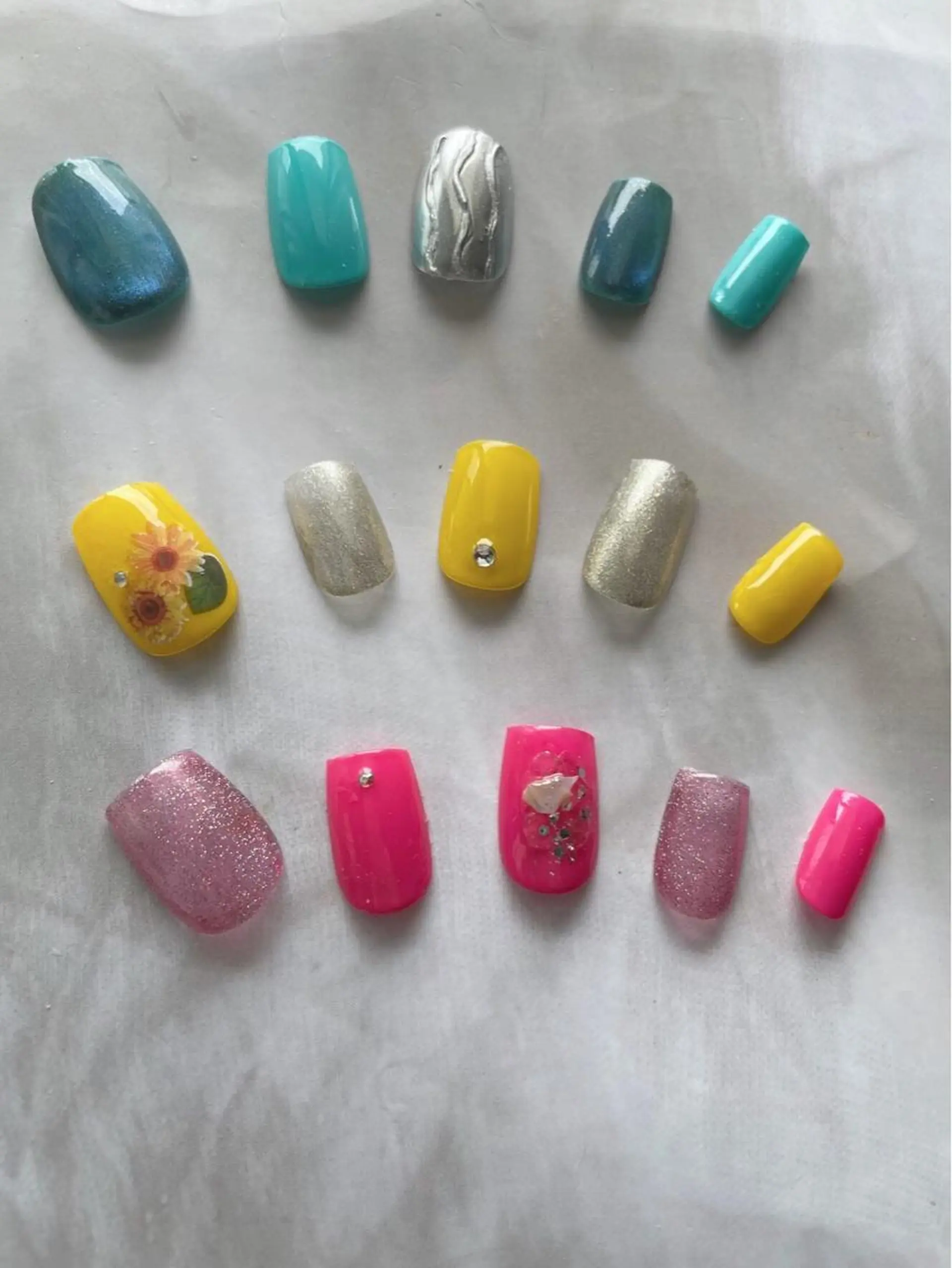 ネイル フットネイル シンプルネイル 夏ネイル 【ＯＲＧＡＮ】 nailのネイルデザイン