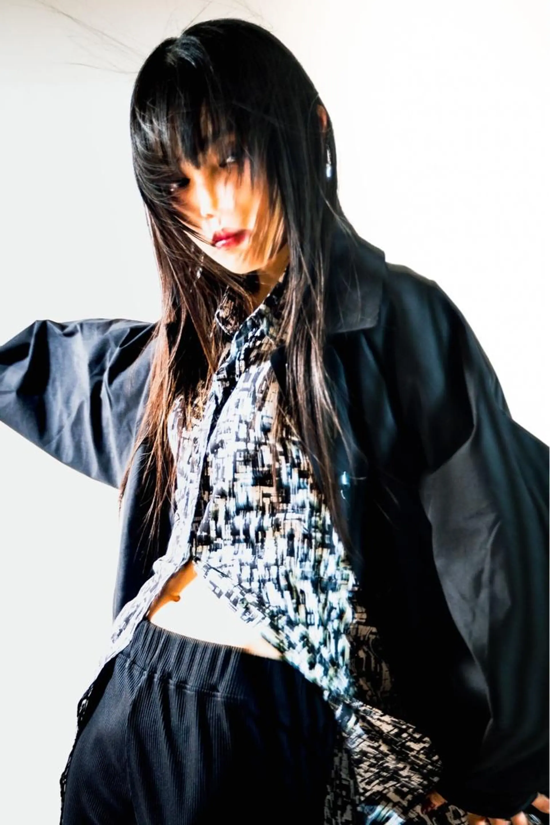 ロング カラー Oasisgarden所属・レイヤー/ブリーチ MOMOのヘアスタイル