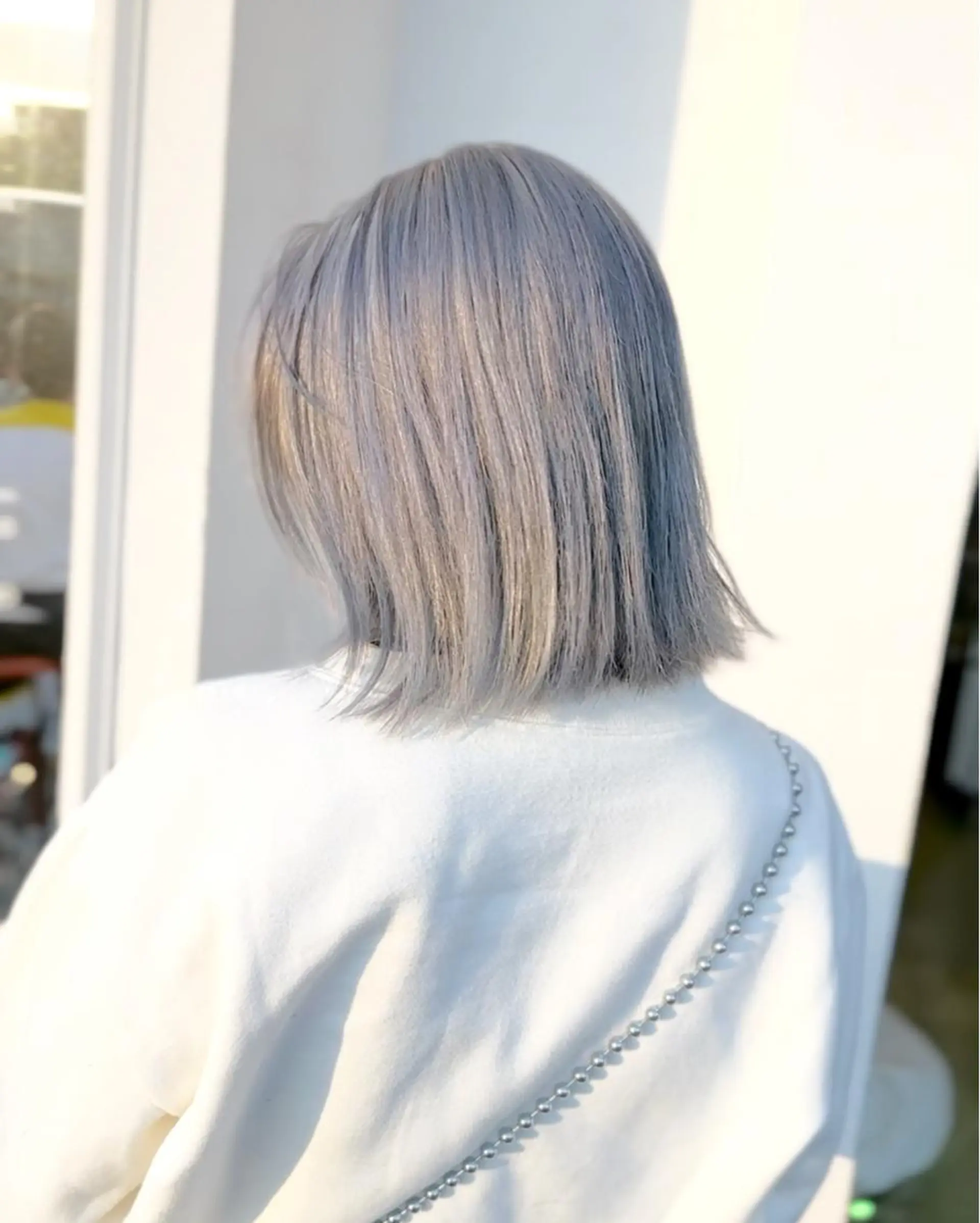 ミディアム カラー ブリーチ シルバー MONIQA所属・🐲RYUKI メンズブリーチのヘアスタイル