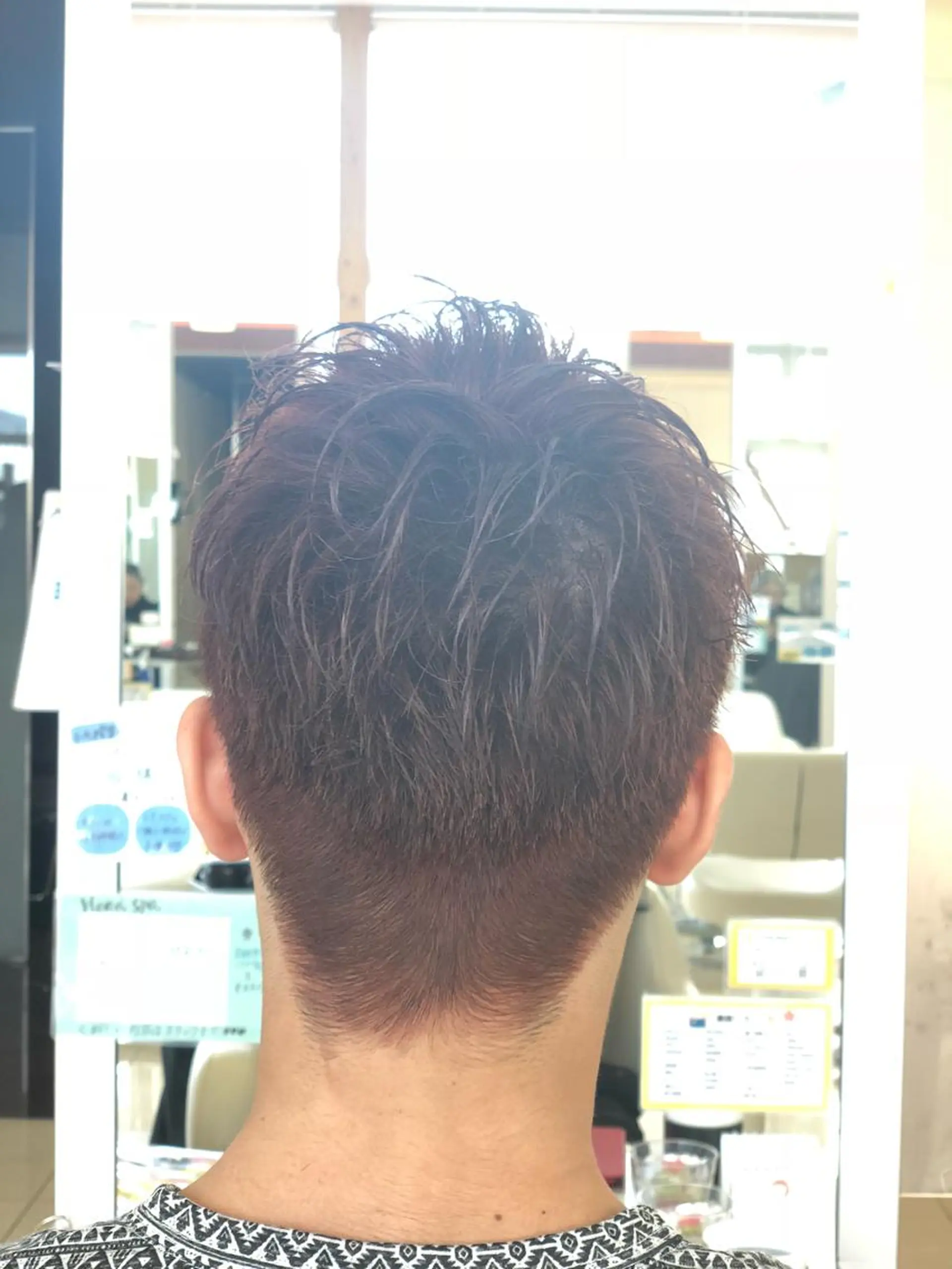 ショート カラー メンズ 吉村 周馬のヘアスタイル