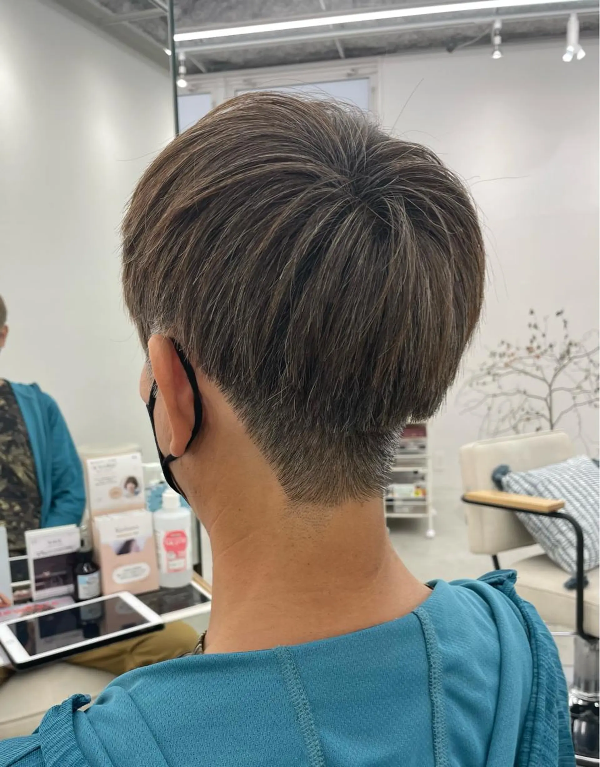 ショート メンズ 刈り上げ Lukia所属・山嵜 江里奈のヘアスタイル