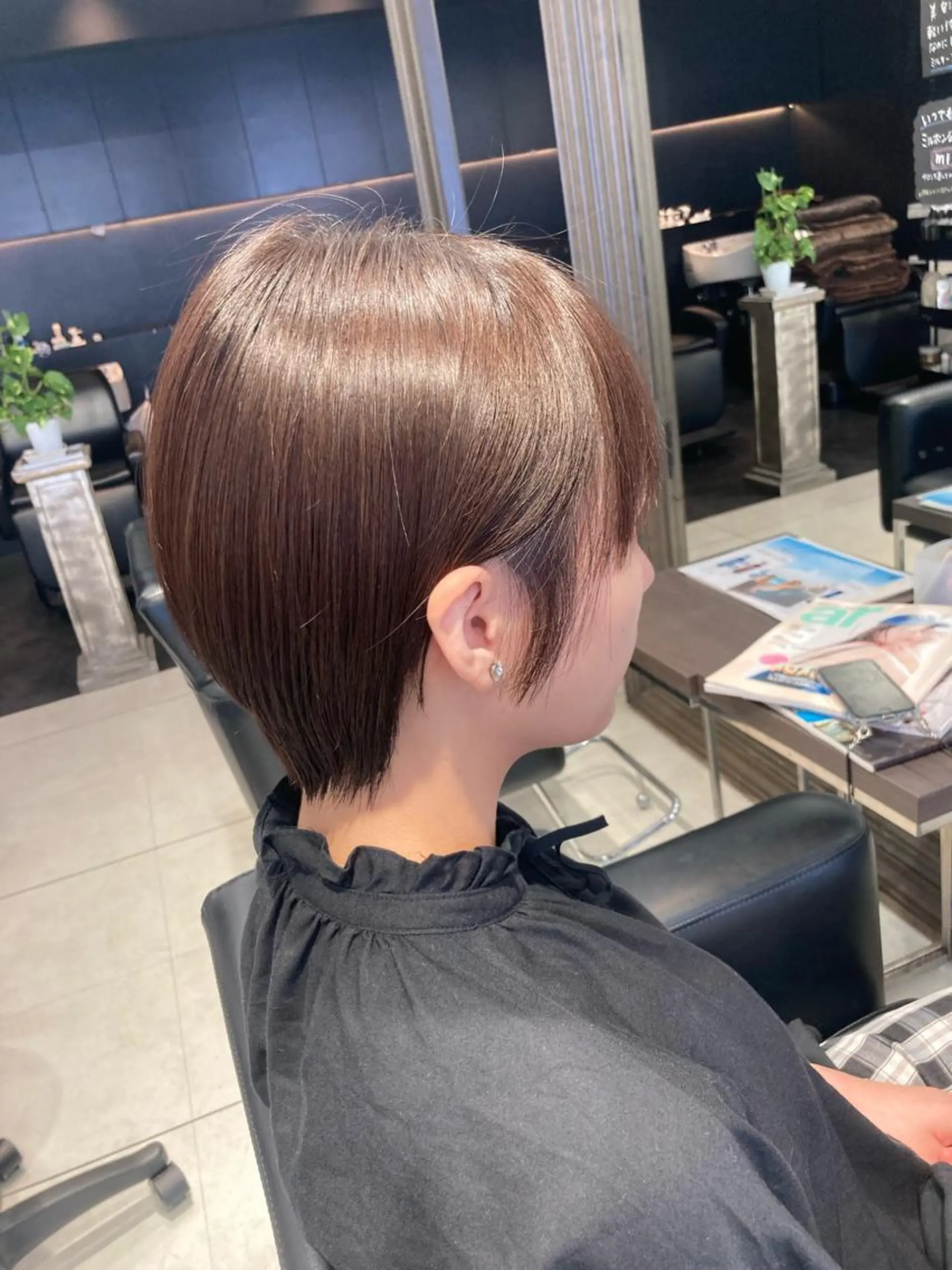 ショート 透明感カラー 板橋　島村美咲のヘアスタイル