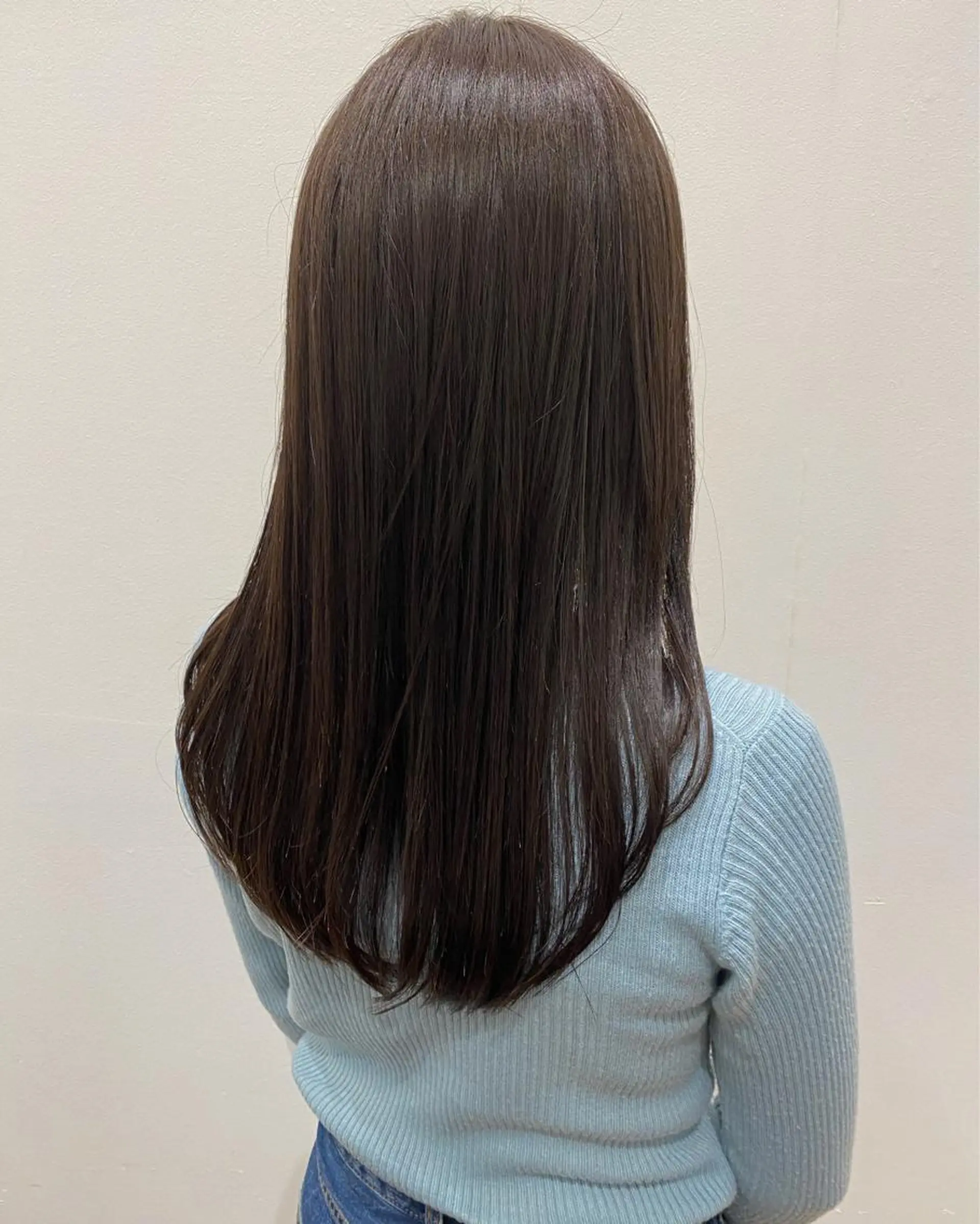 ロング カラー 石田 優菜のヘアスタイル