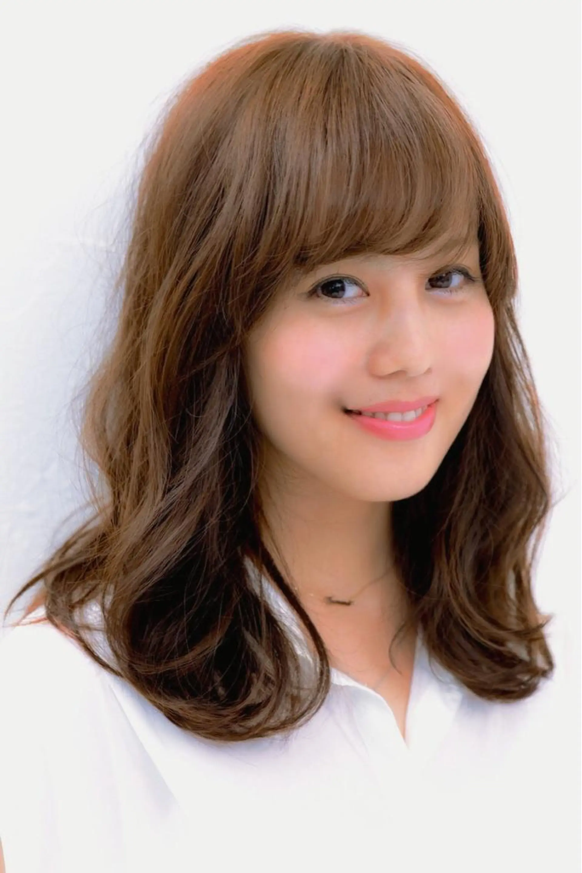 セミロング セミロングパーマ アッシュ 髪質改善サロン VENUSのヘアスタイル