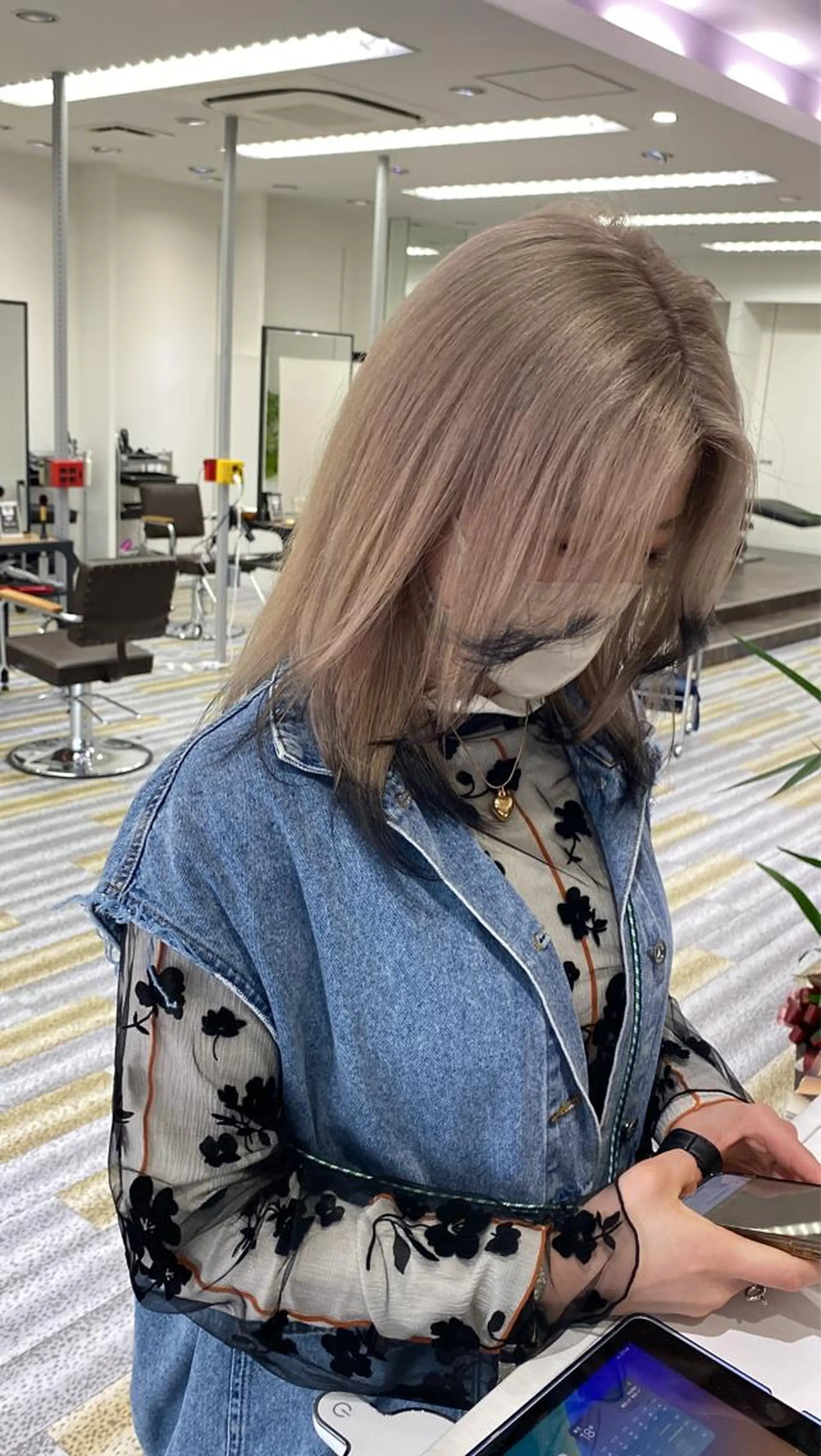 カラー 石原 侑祈のヘアスタイル