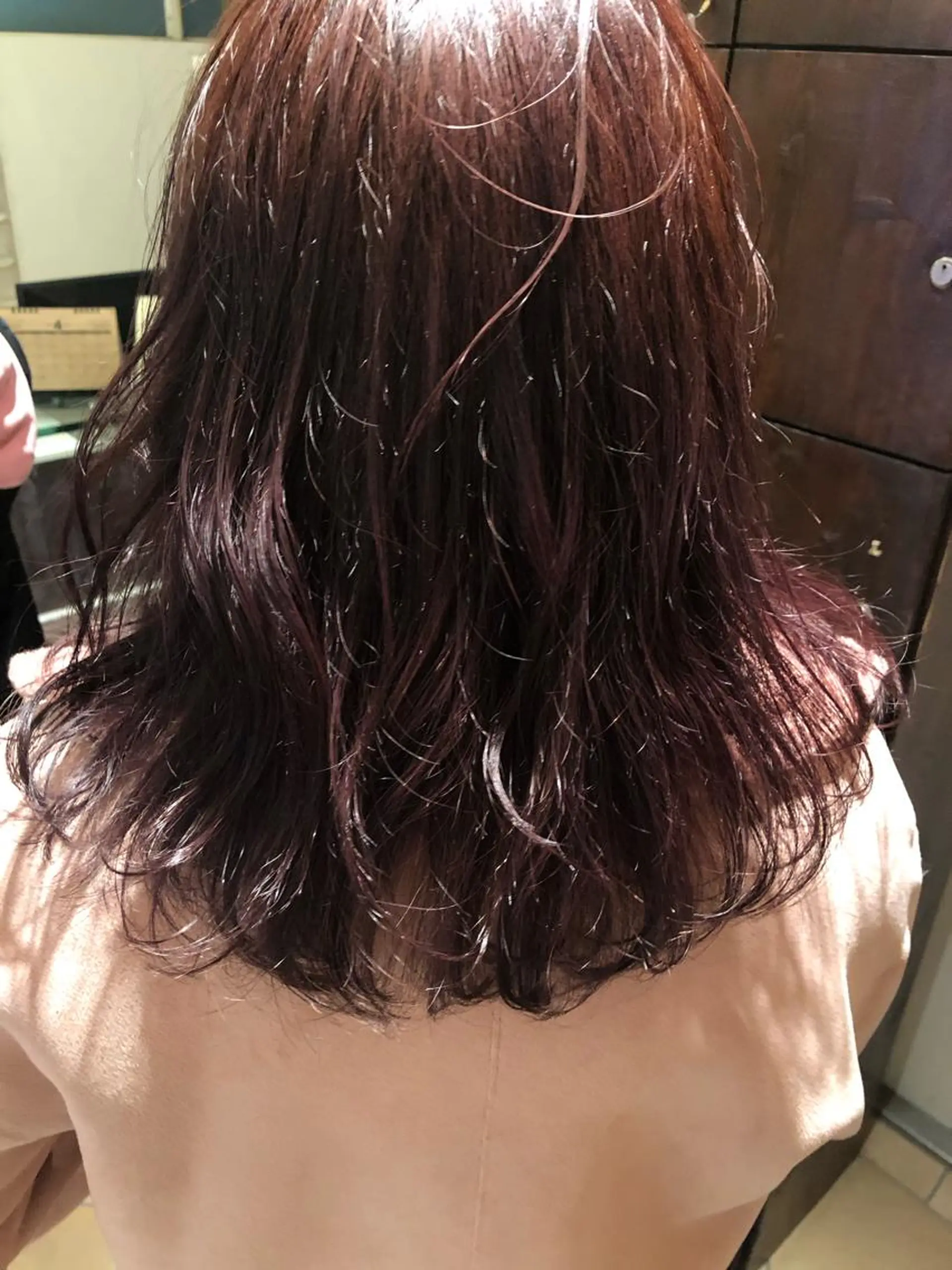 セミロング カラー ブリーチ 韓国hair ·͜· watanabeのヘアスタイル