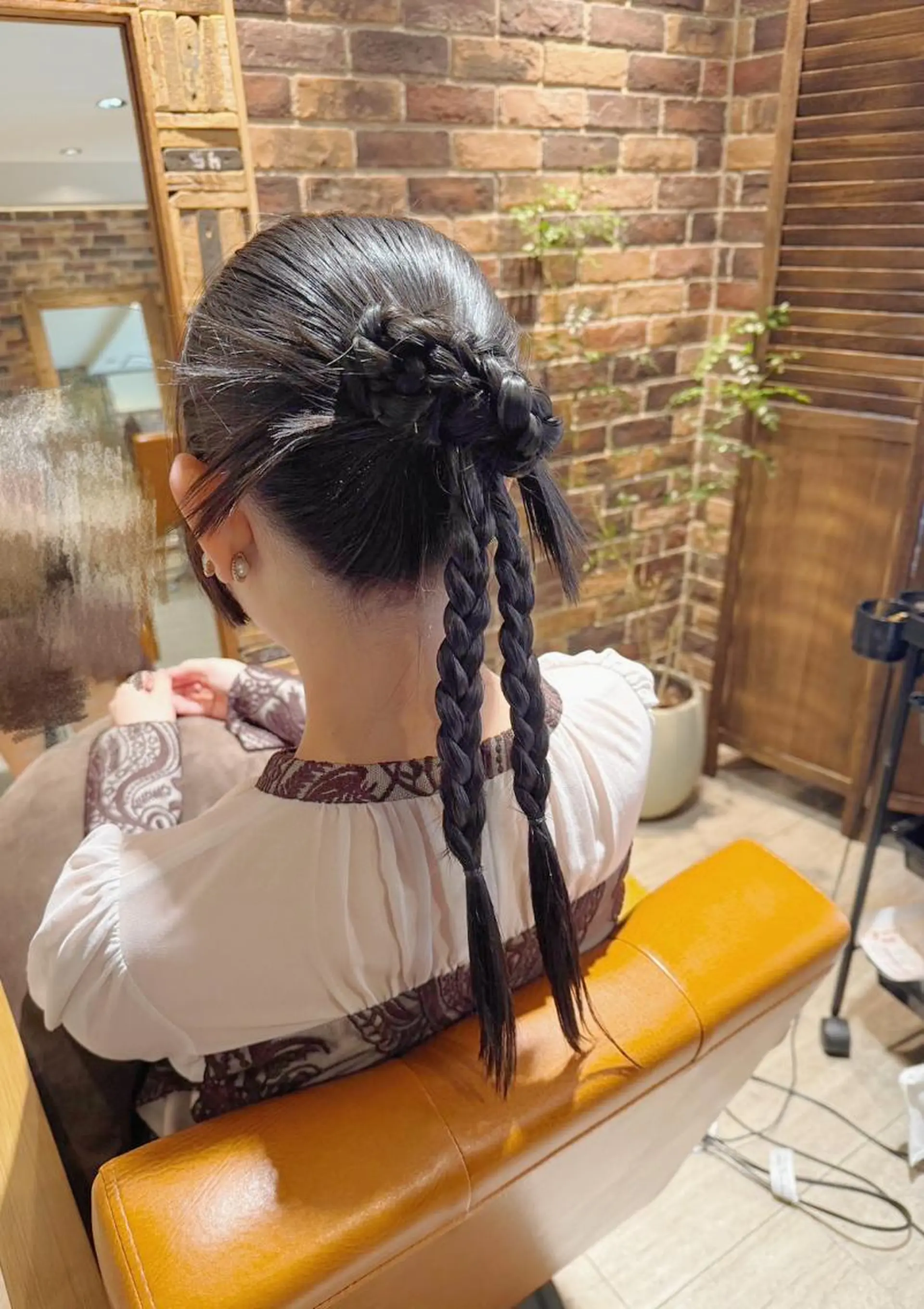 ヘアアレンジ セミロング AROMA awanoのヘアスタイル