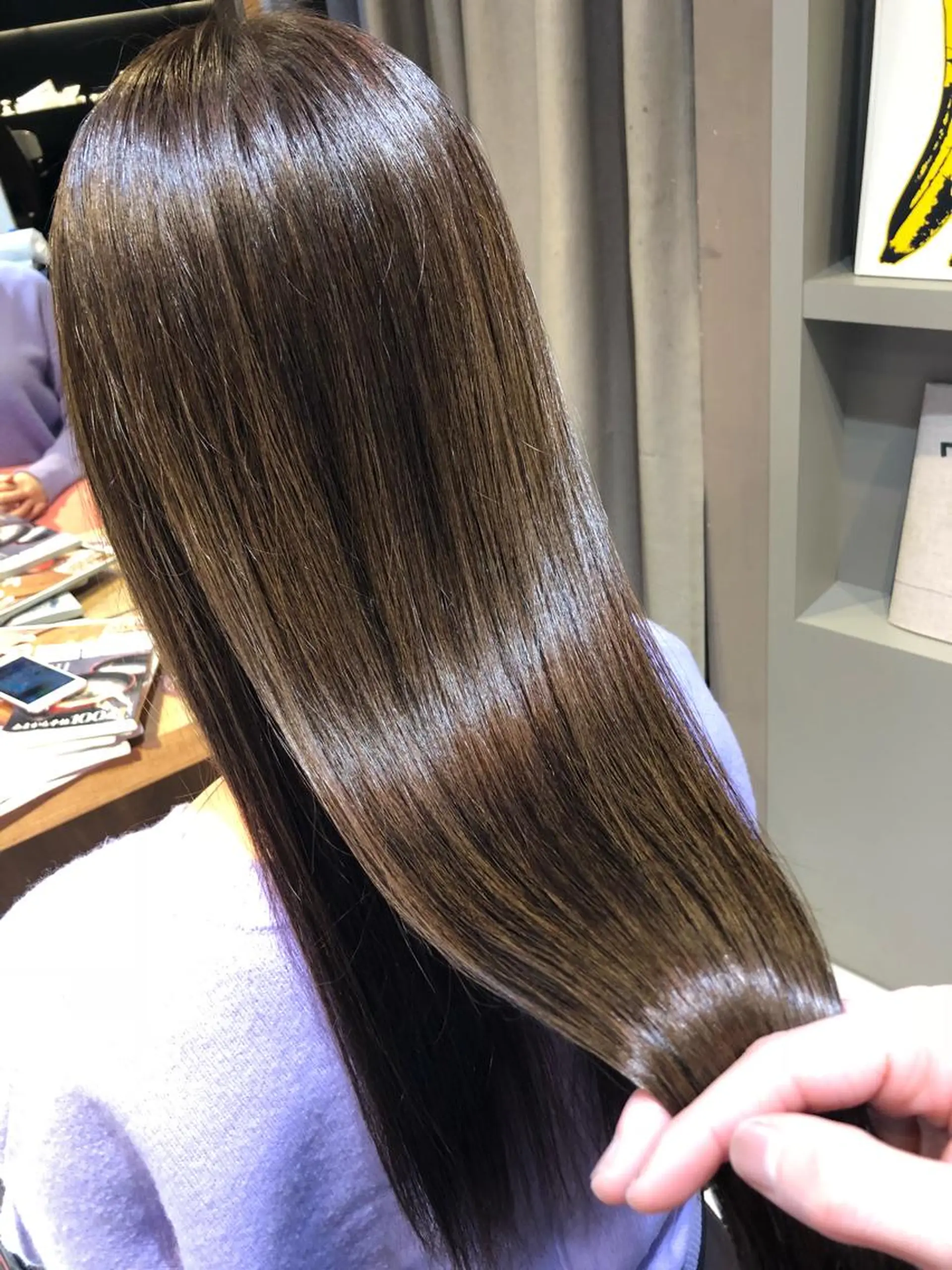 ロング カラー 透明感カラー グレージュ ハイトーンカラー 奥田 千尋のヘアスタイル