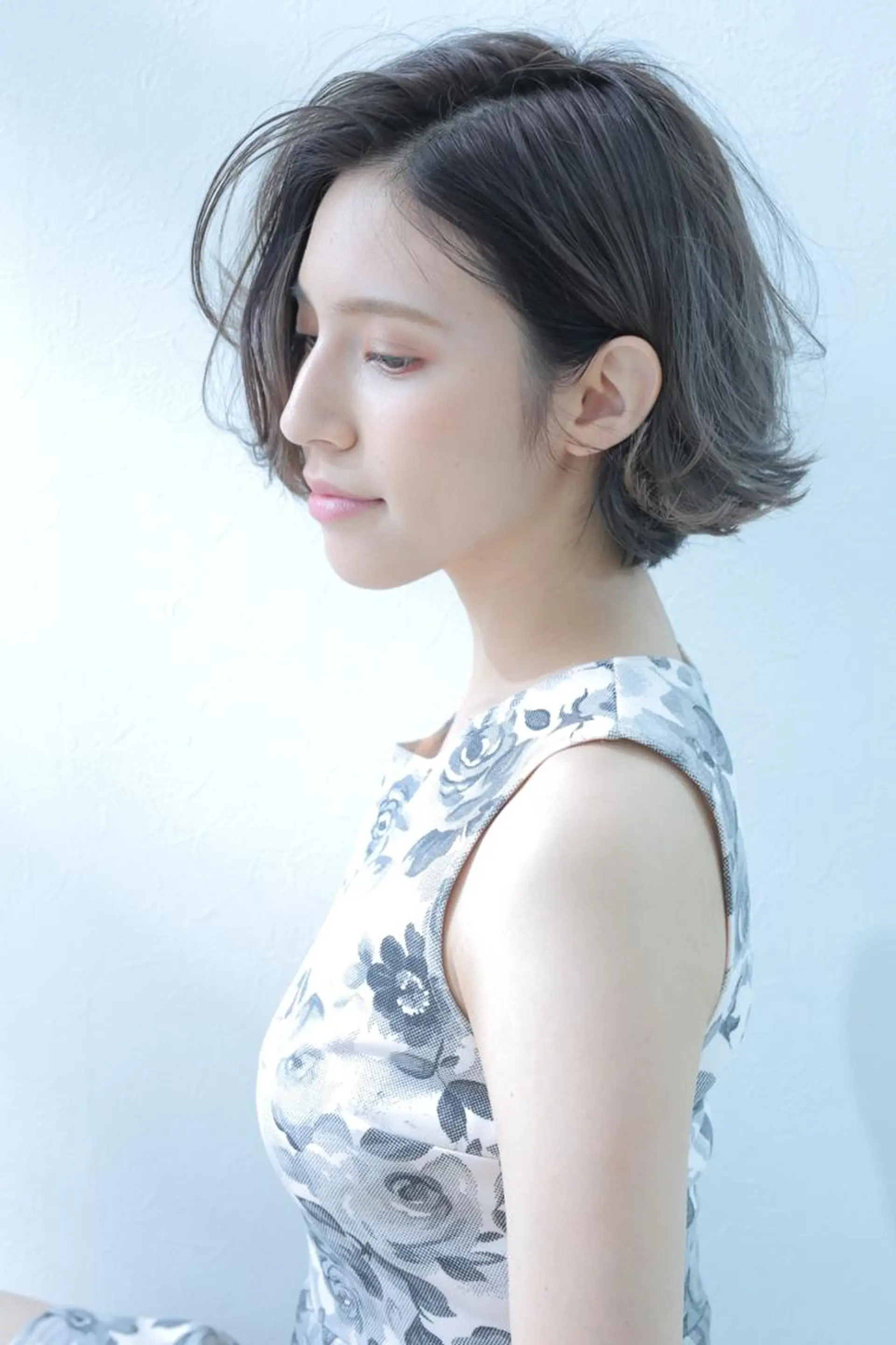 ショート 小顔カット✨ 透明感カラー/村上のヘアスタイル