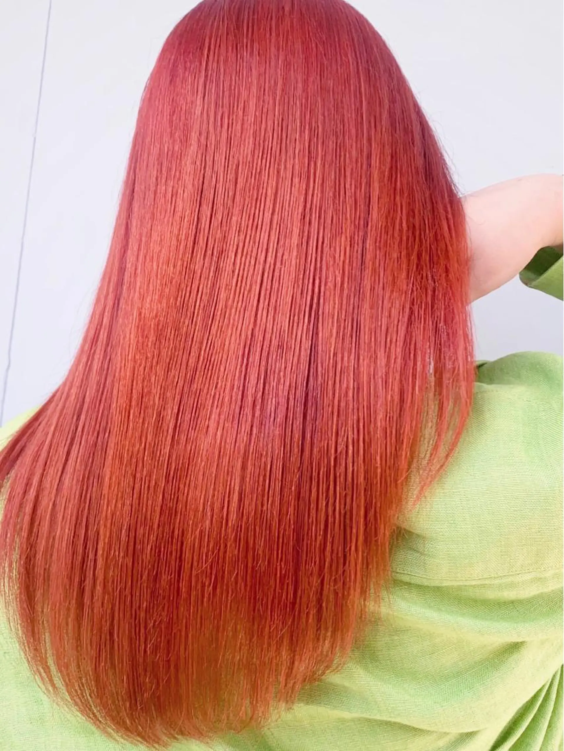 セミロング もにか🌞原宿/渋谷 🌝ブリーチカラーのヘアスタイル