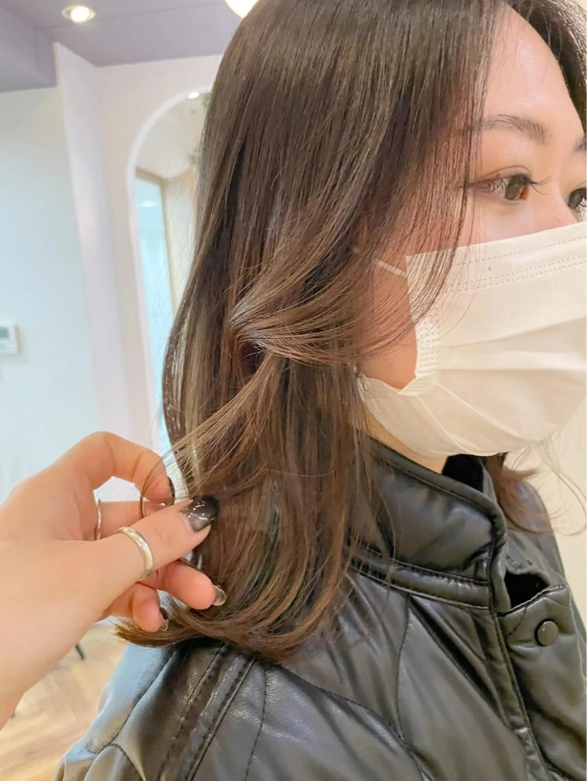 セミロング カラー ヘアアレンジ 韓国風ヘア Ogata Marinaのヘアスタイル
