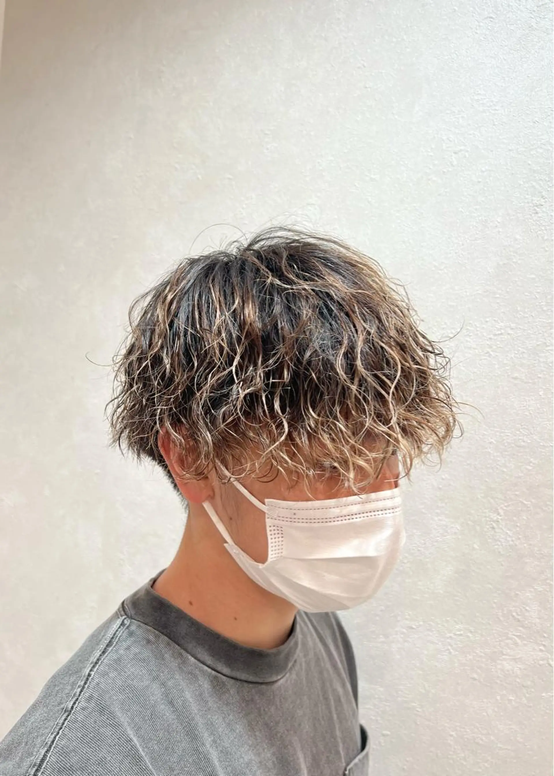 カラー パーマ メンズ フェードカット メンズパーマ スキンフェード 波巻きパーマ スパイラルパーマ Camishi所属・瀬野凌介/メンズ カット/パーマのヘアスタイル