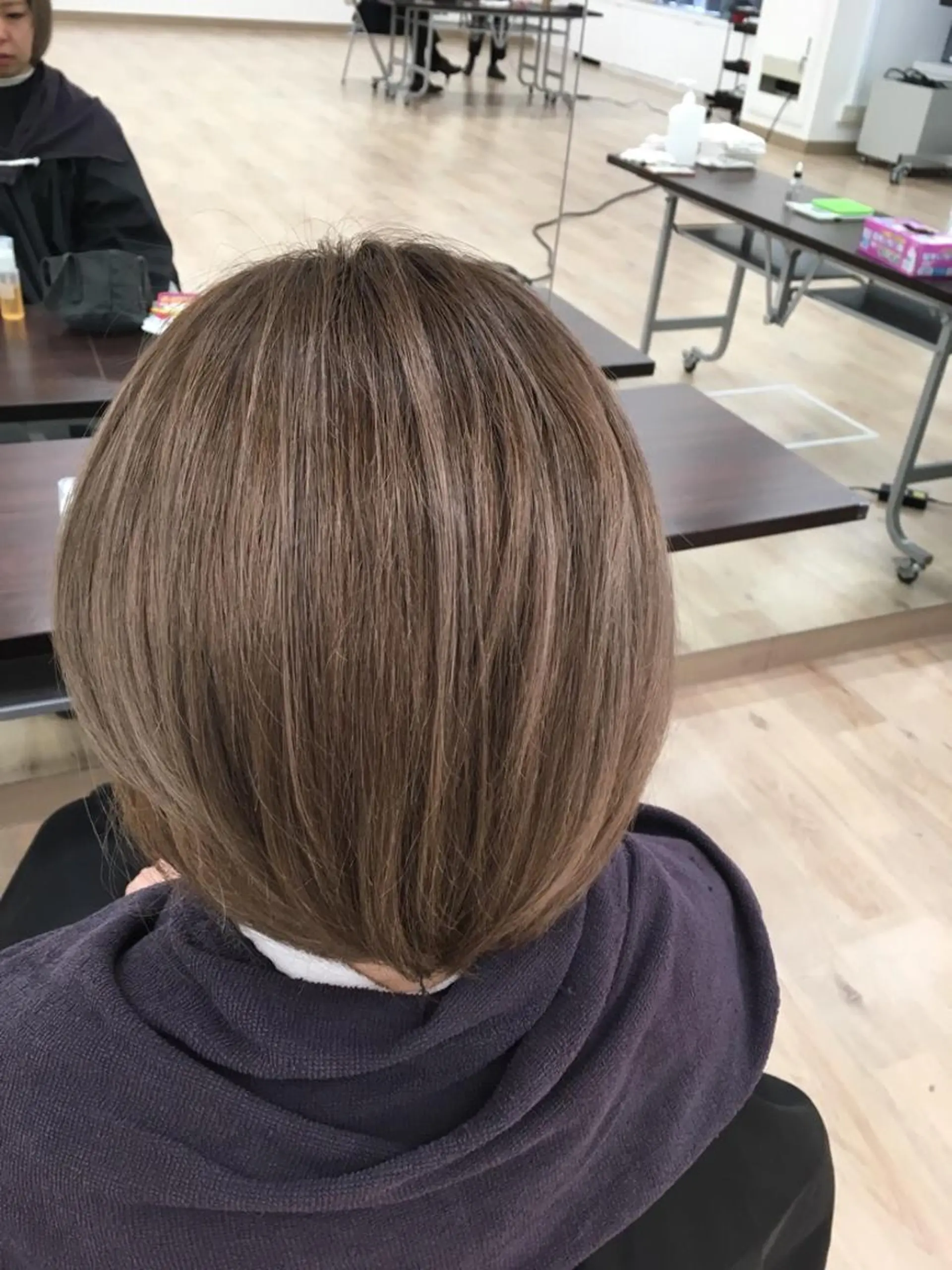 ショート 新島 美恵子のヘアスタイル