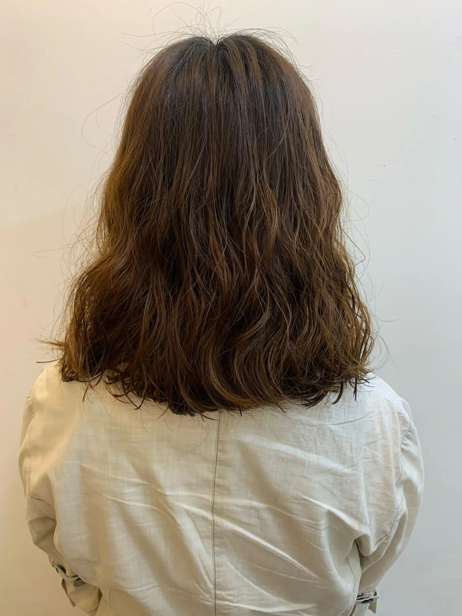 ミディアム パーマ カット パーマ 小沼采唯👧🏼 海好きオヌちゃんのヘアスタイル