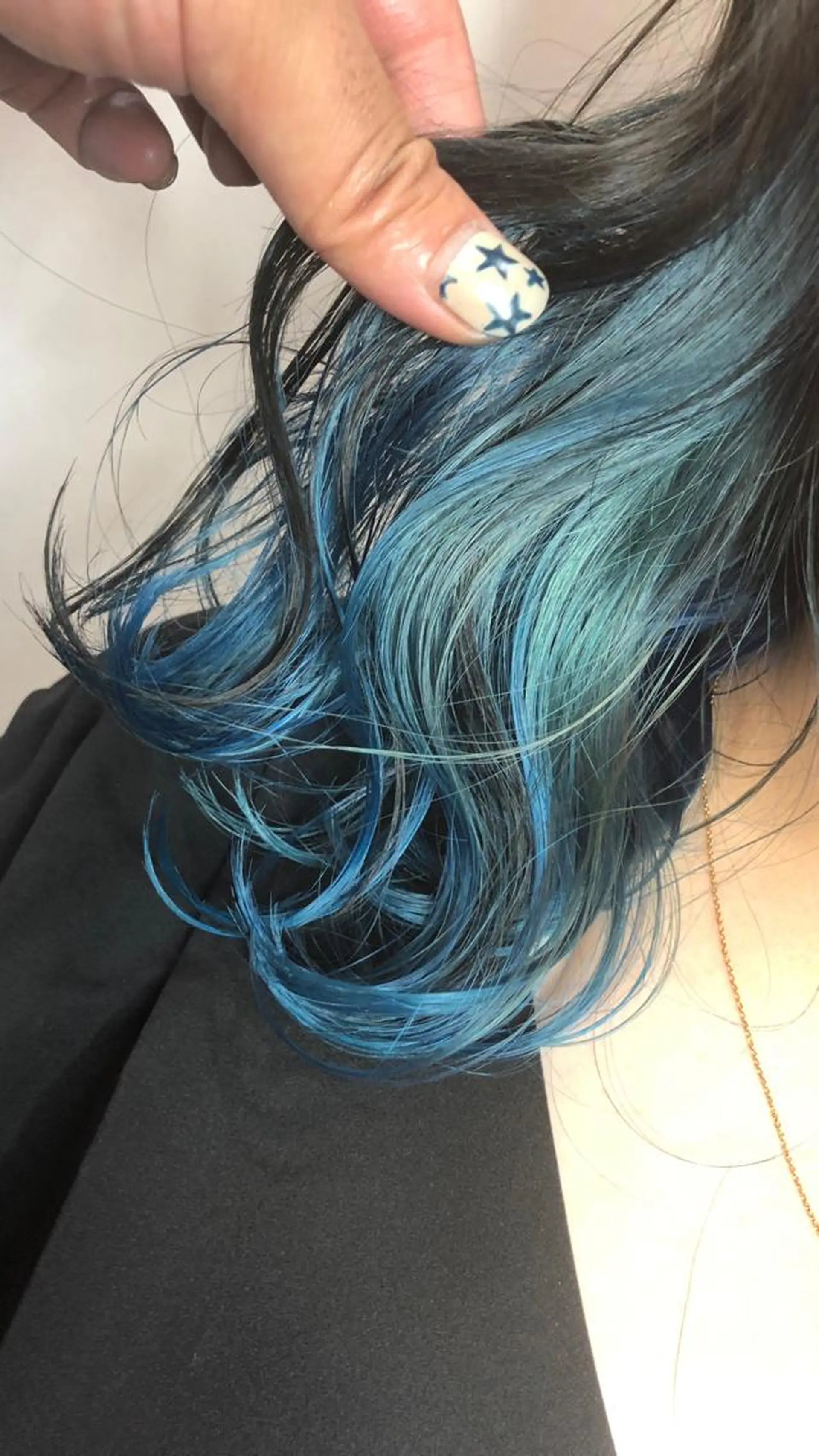 ミディアム カラー NINE＋/代表 ブリーチ特化型サロンのヘアスタイル