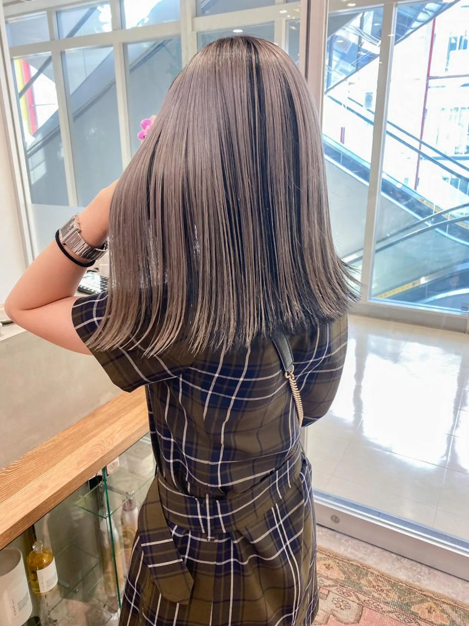 ミディアム カラー ブリーチ カット ヘアカラー トリートメント 韓国風スタイル 🍓MIZUKI🍓のヘアスタイル