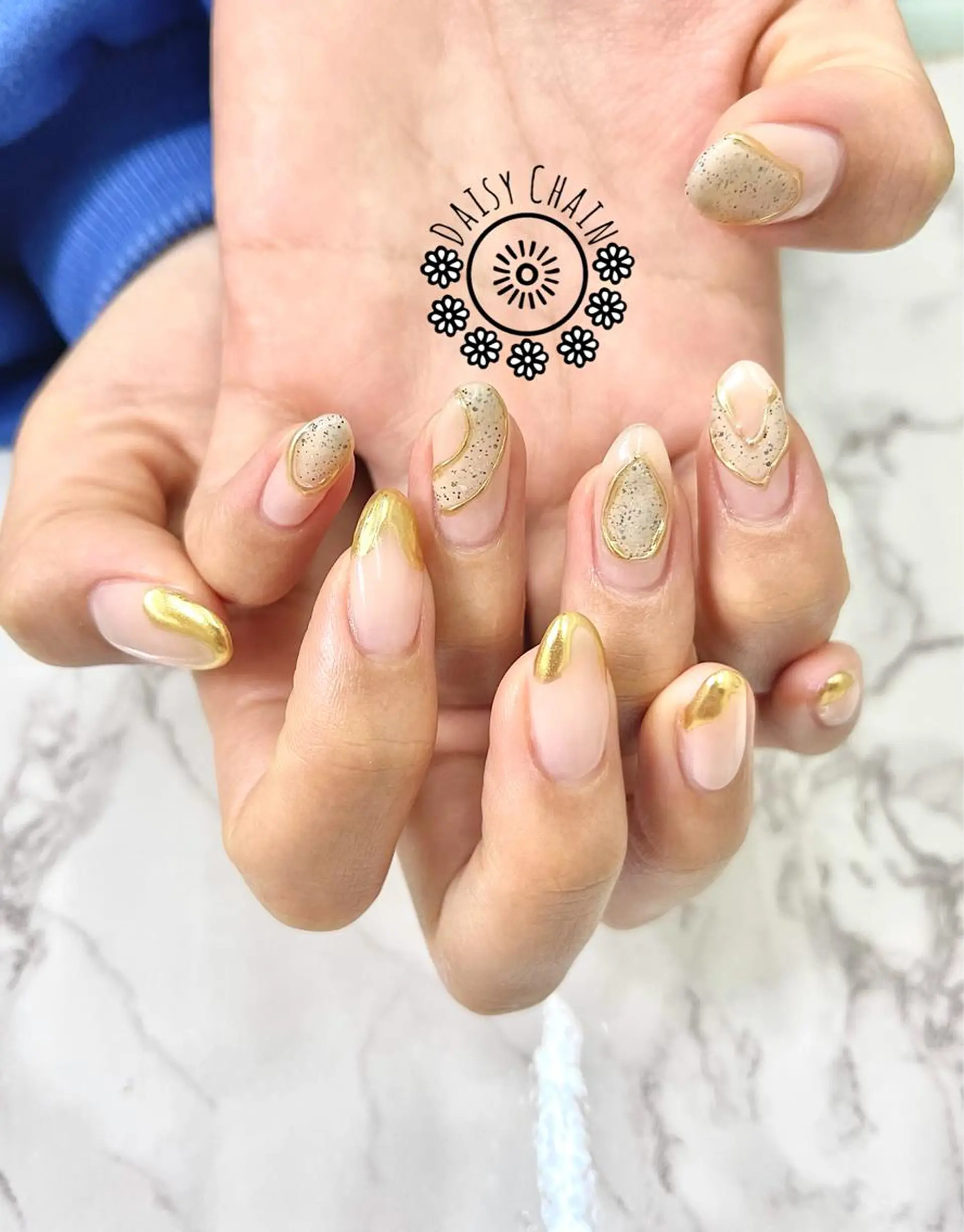 ネイル Daisy  Chain所属・DaisyChain 新百合ヶ丘MIKIのネイルデザイン