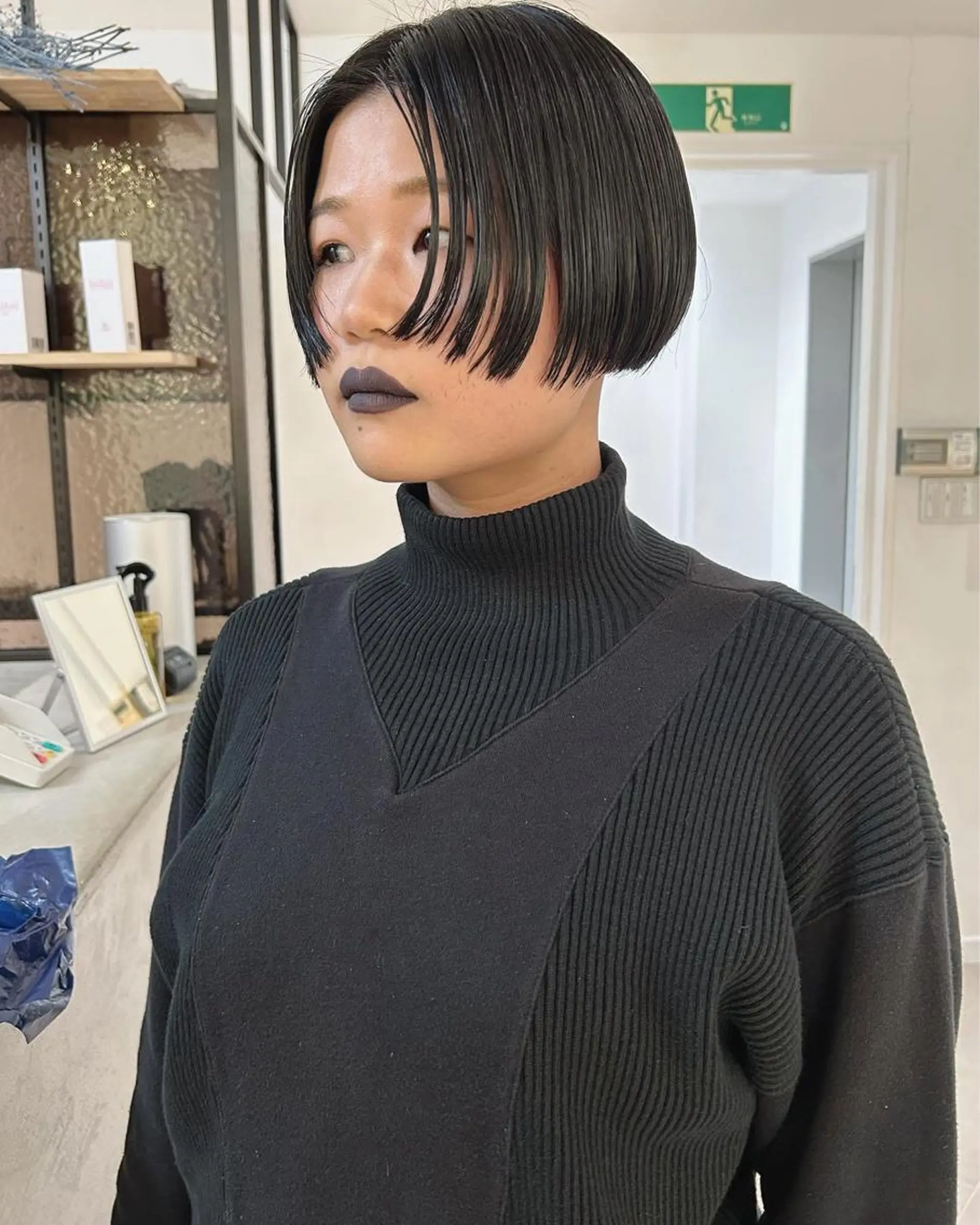 ショート カット ヘアカラー トリートメント Loom.所属・村上雅人 ナチュラルモードのヘアスタイル