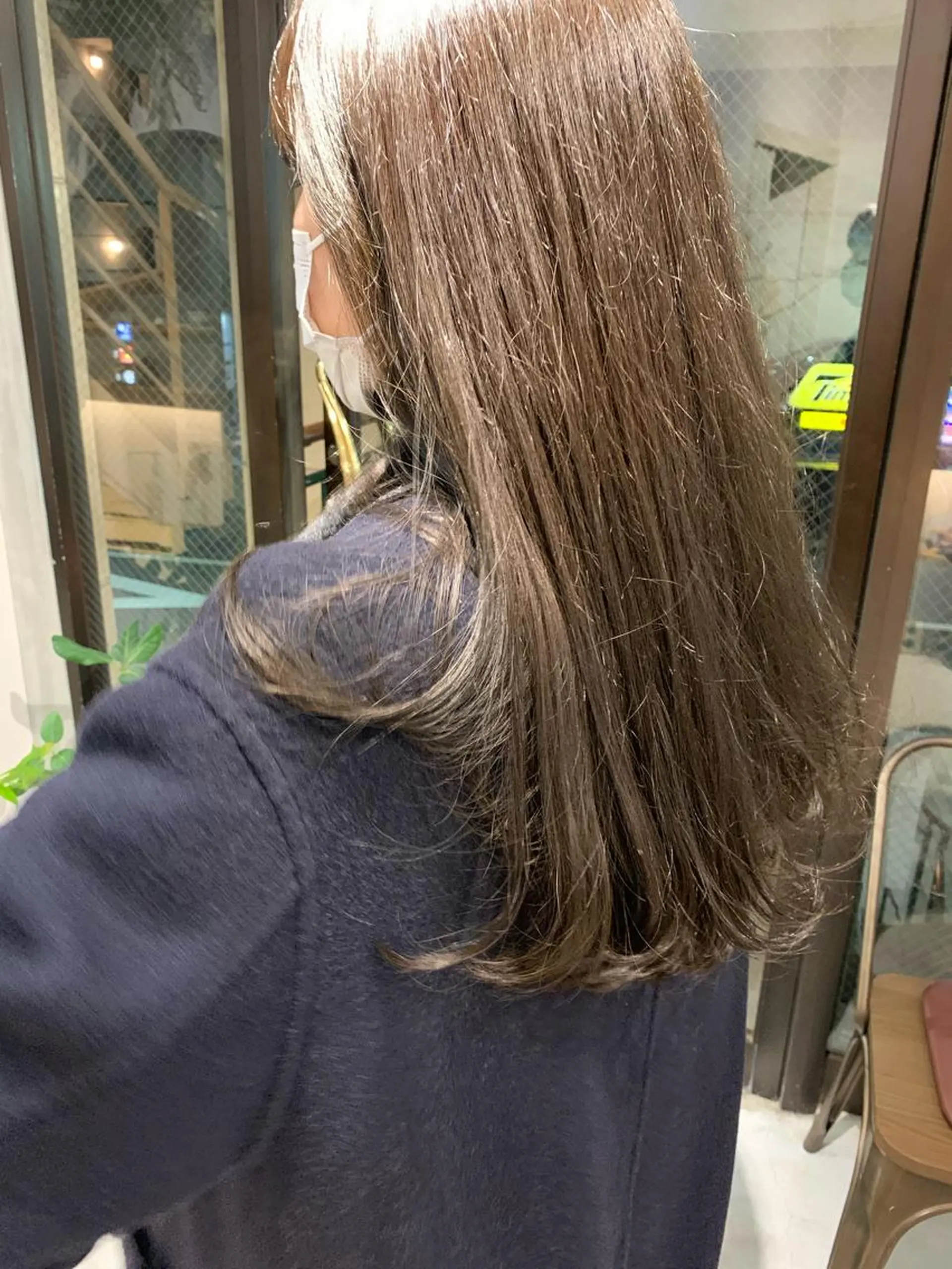 ロング カラー ヘアアレンジ メンズ アッシュ ベージュカラー オリーブベージュ GO TODAY シェアサロン 表参道Flos店所属・nishi fuyumiのヘアスタイル